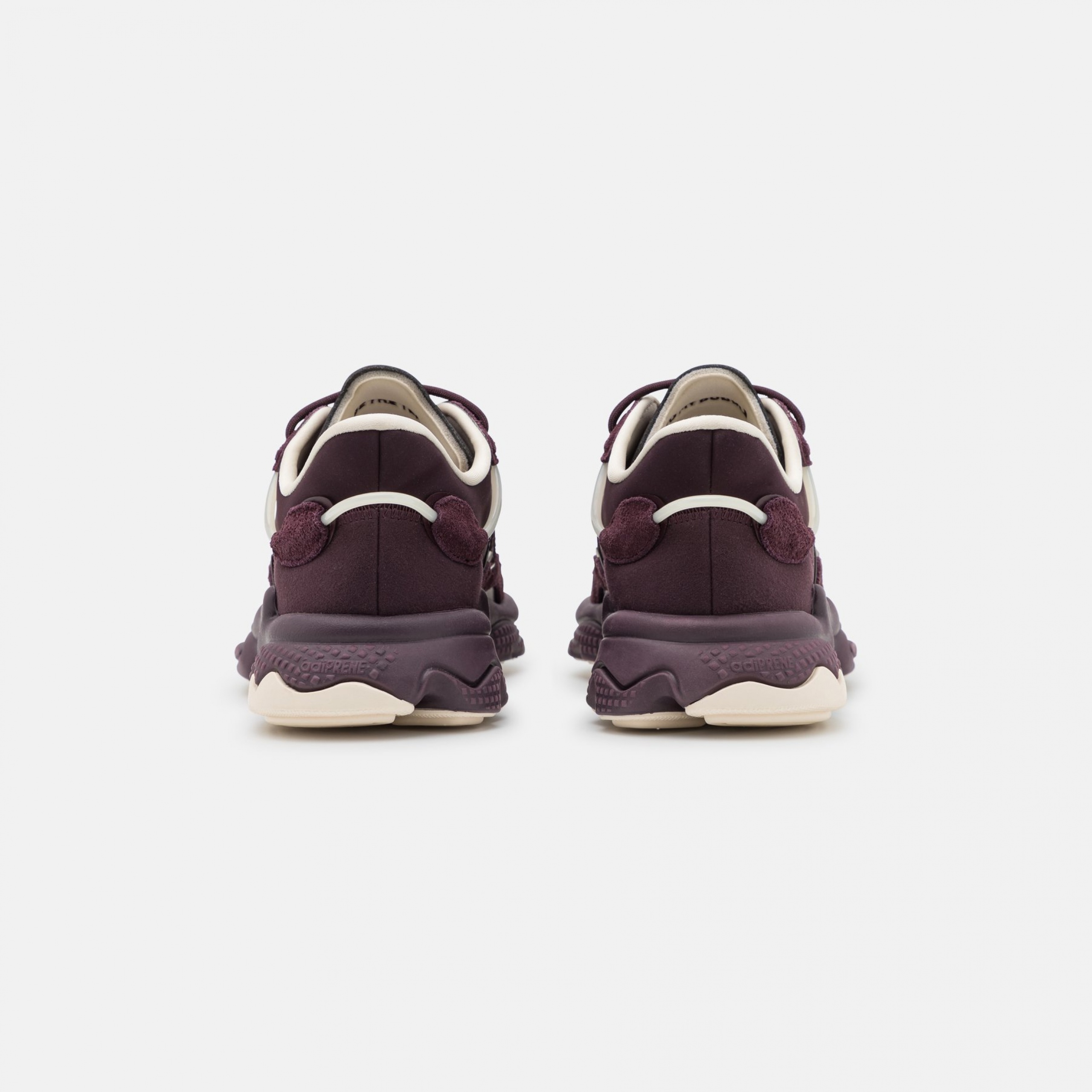 Фото № 3 с приближением к товару «‎Adidas Ozweego »