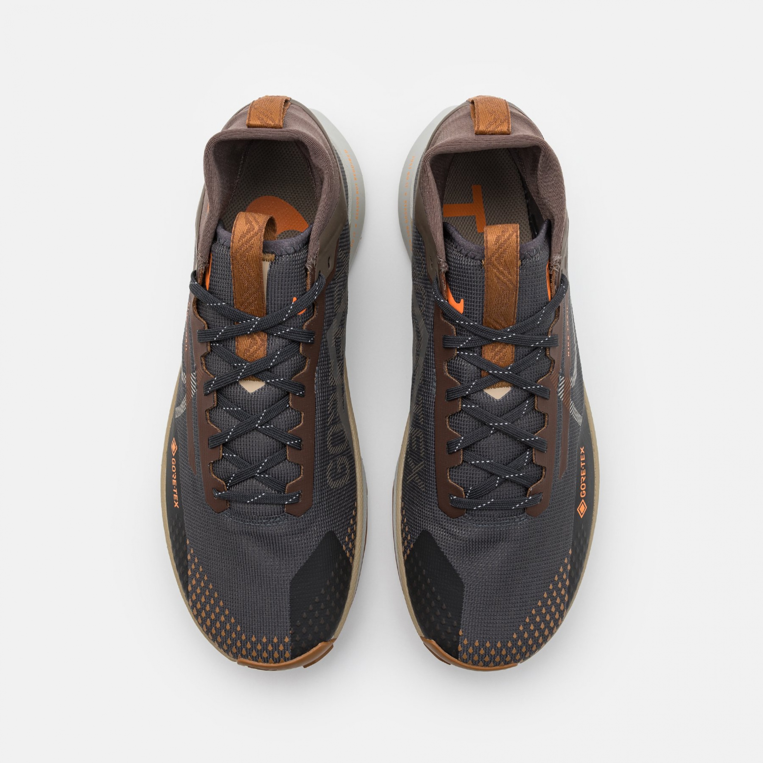 Фото № 4 с приближением к товару «‎Nike React Peg Trail 4 Gtx»