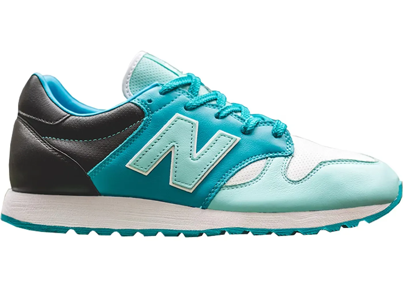 New Balance 520