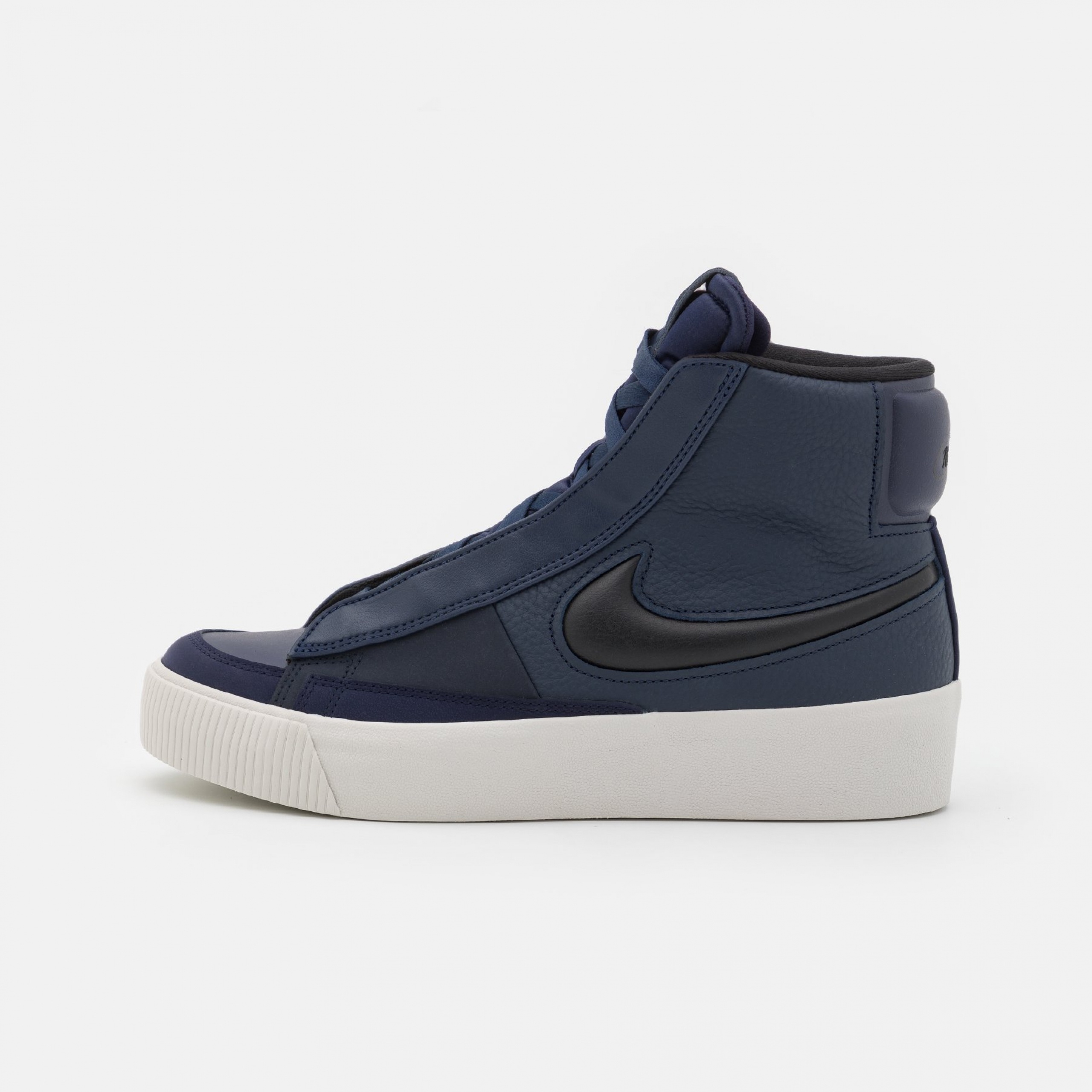 Фото № 2 с приближением к товару «‎Nike W Blazer Victory »