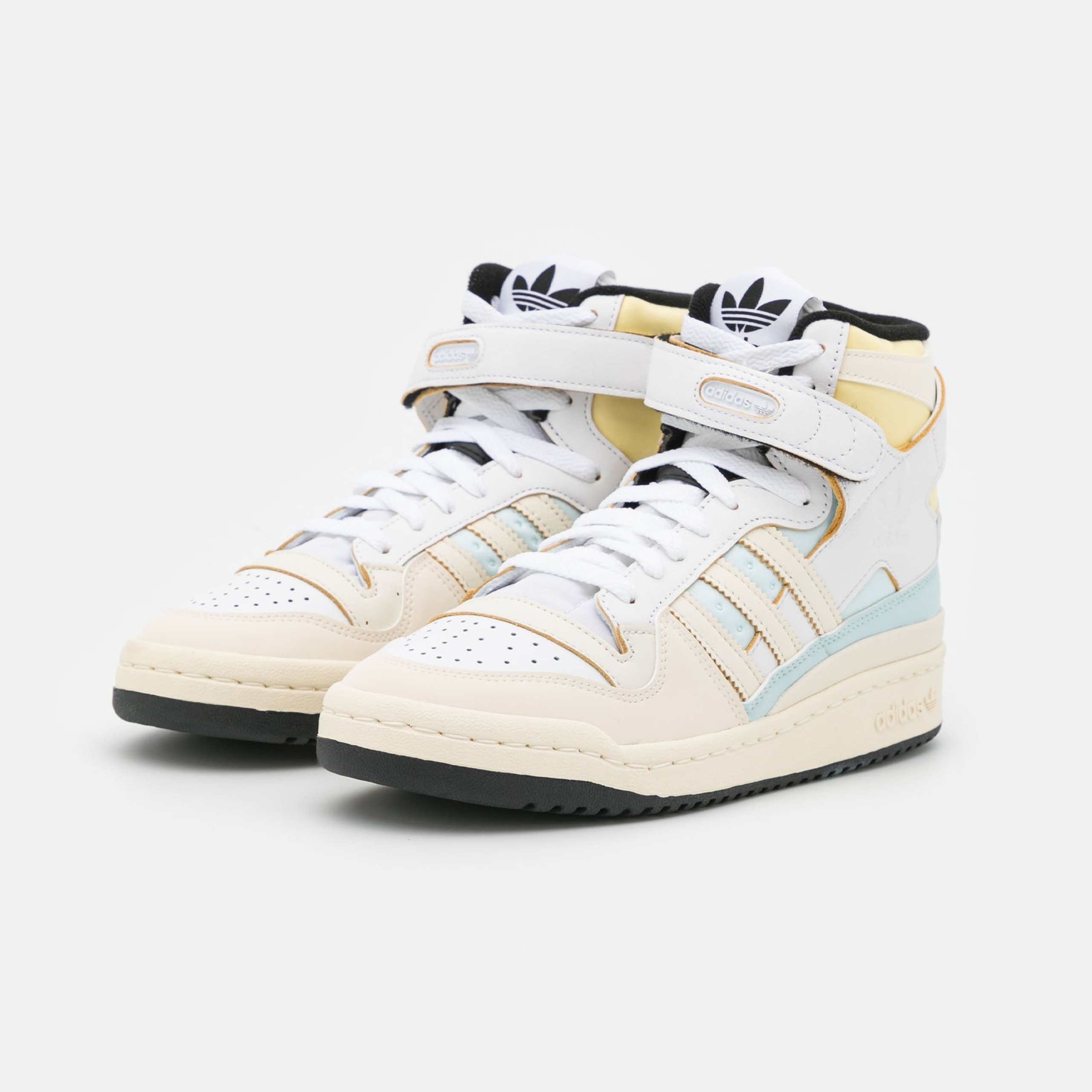 Фото № 3 с приближением к товару «‎Adidas Forum »