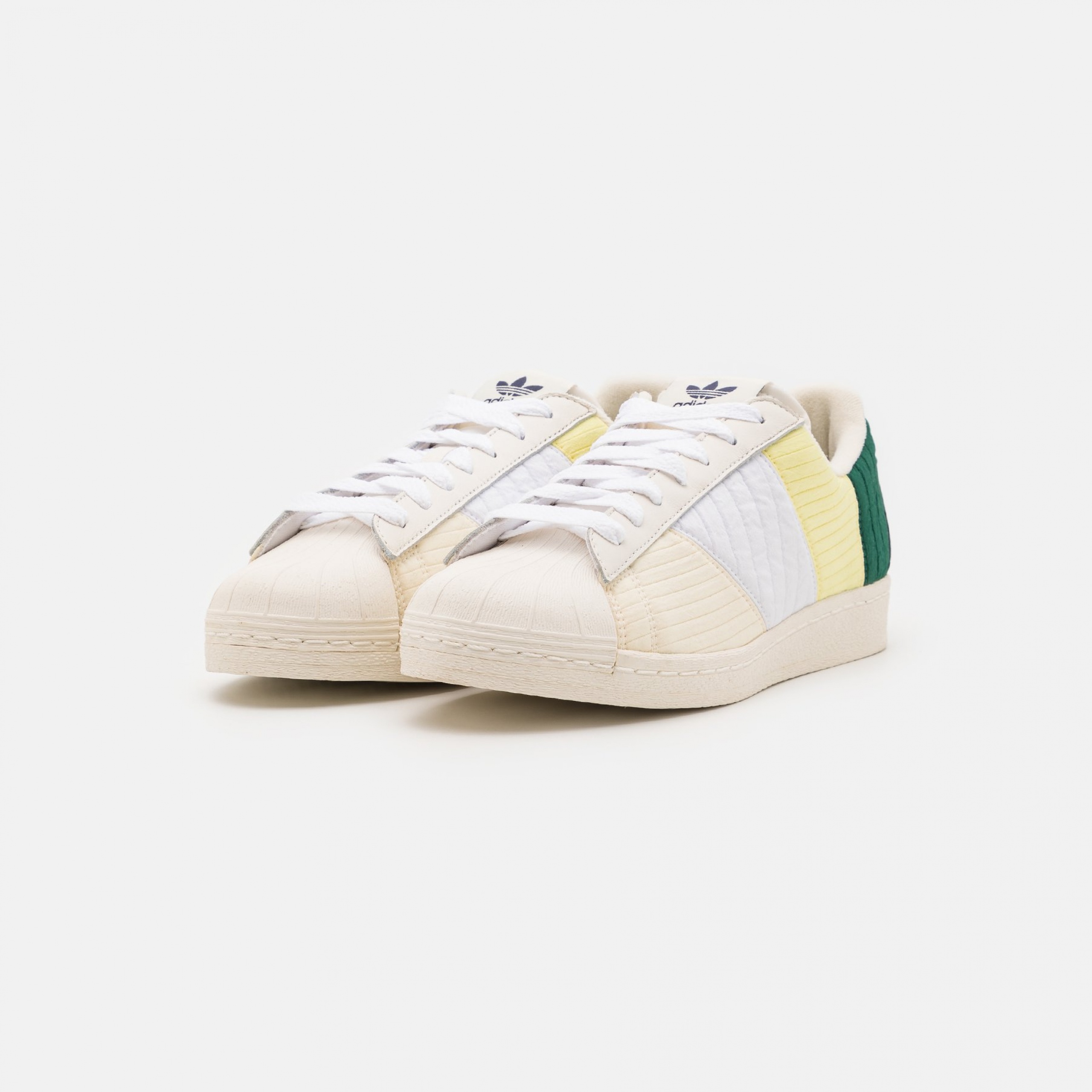 Фото № 2 с приближением к товару «‎Adidas Superstar 82 Panel »