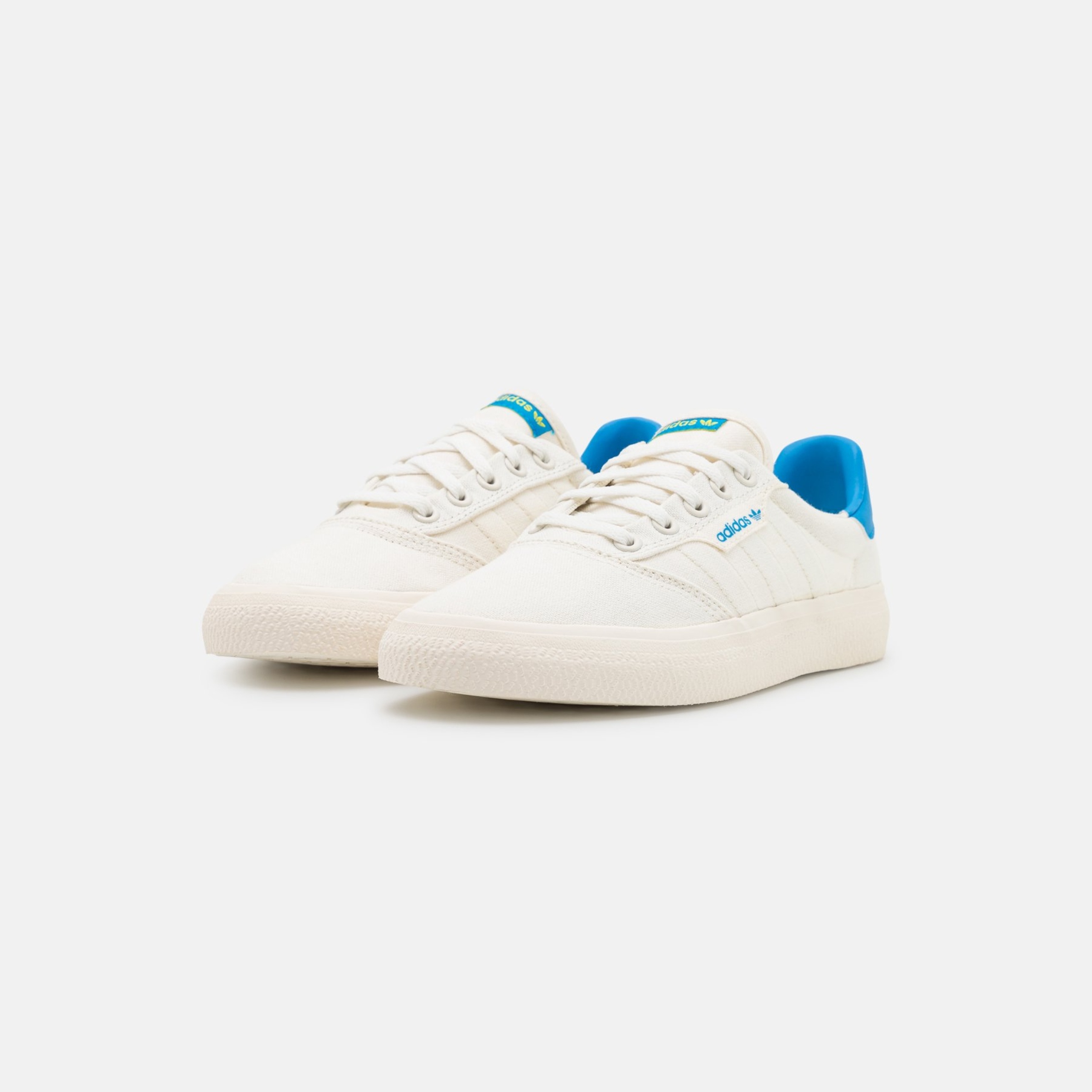 Фото № 2 с приближением к товару «‎Adidas 3mc »