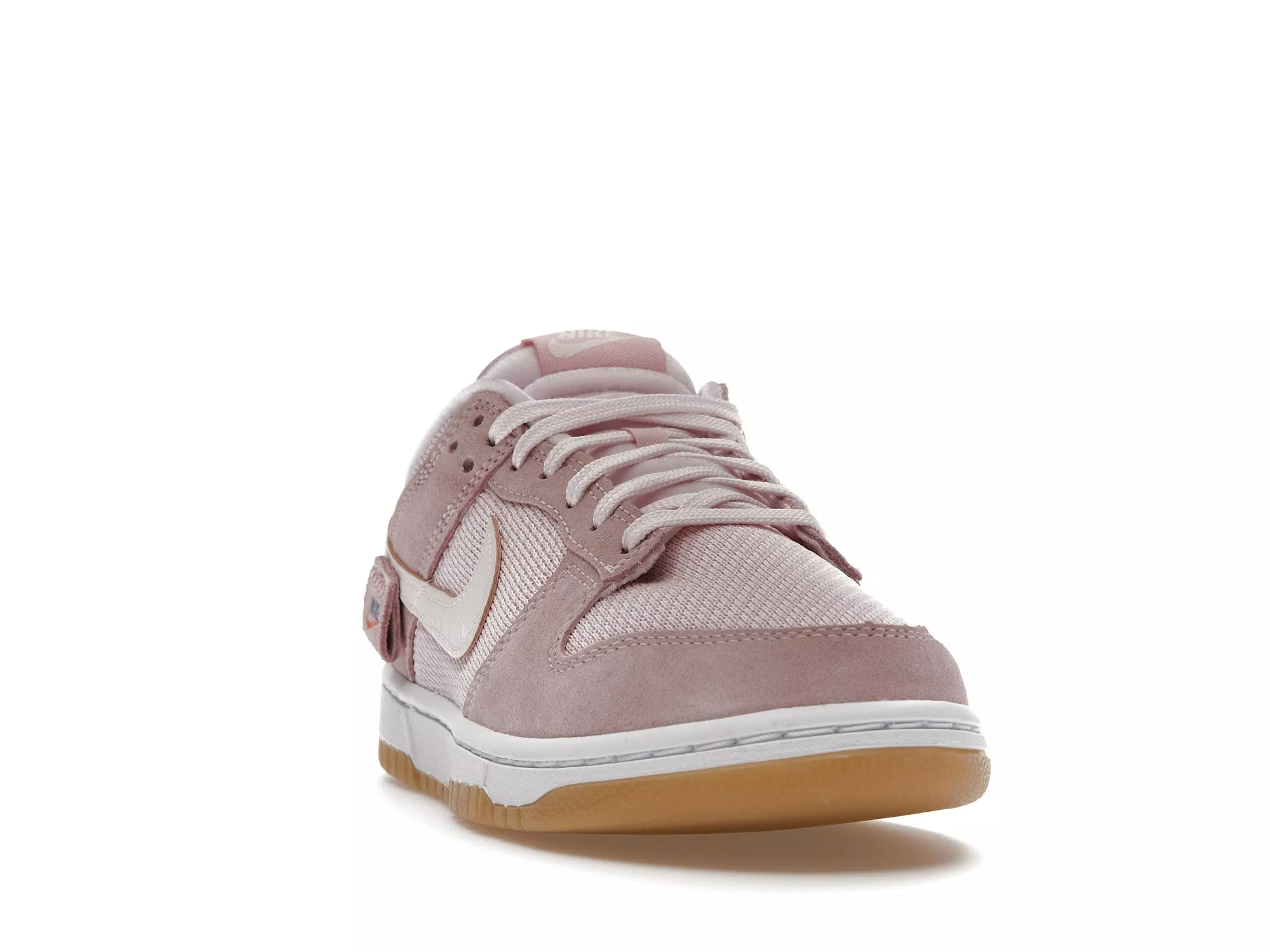 Nike Dunk Low Teddy Bear DZ5318-640