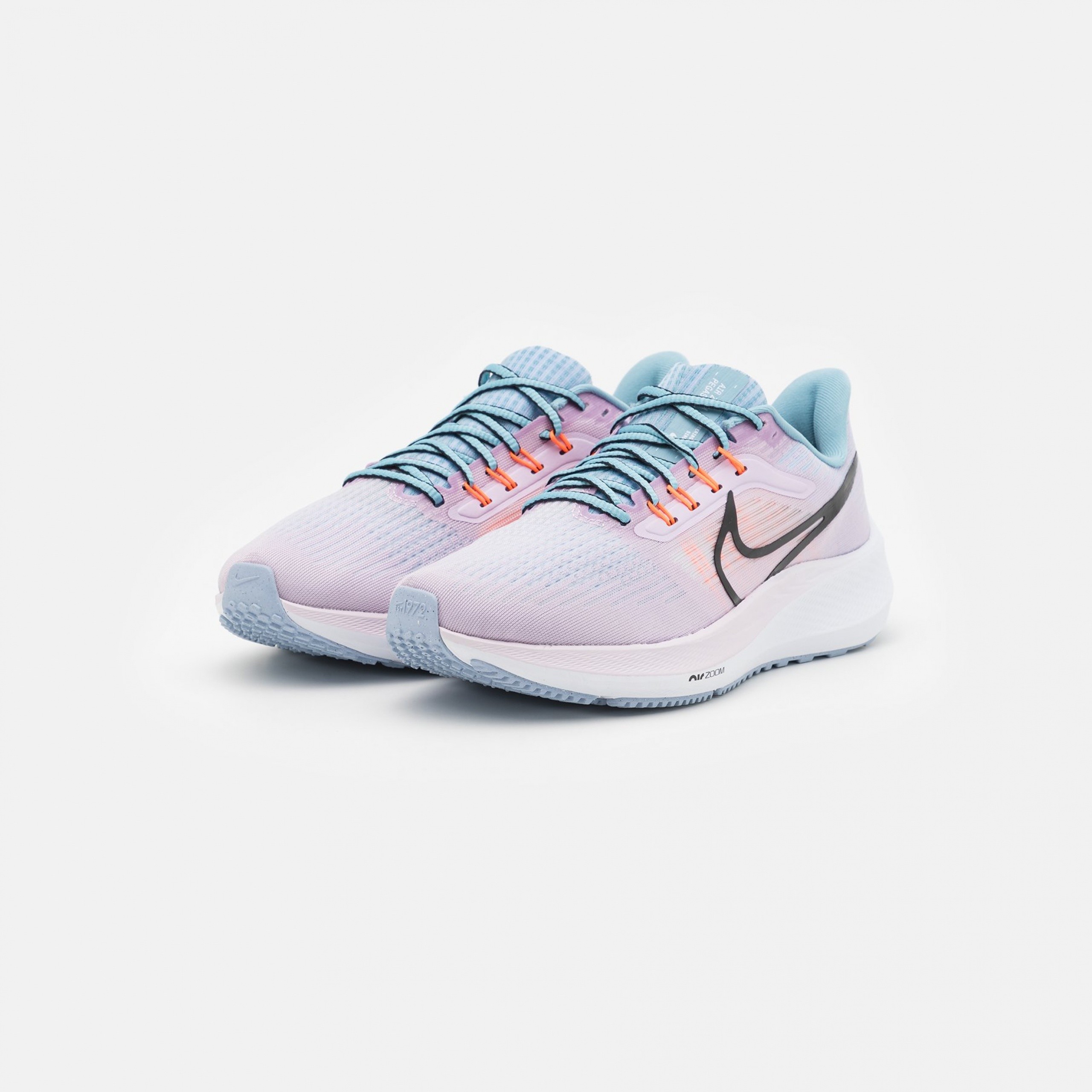 Фото № 2 с приближением к товару «‎Nike Air Zoom Pegasus 39»