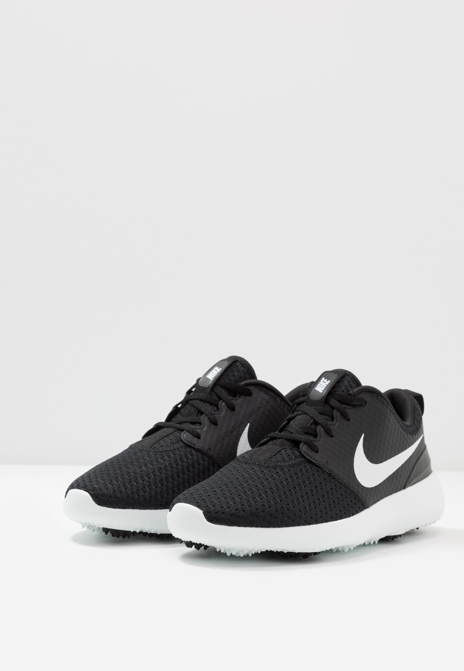 Фото № 3 с приближением к товару «‎Nike Roshe G»