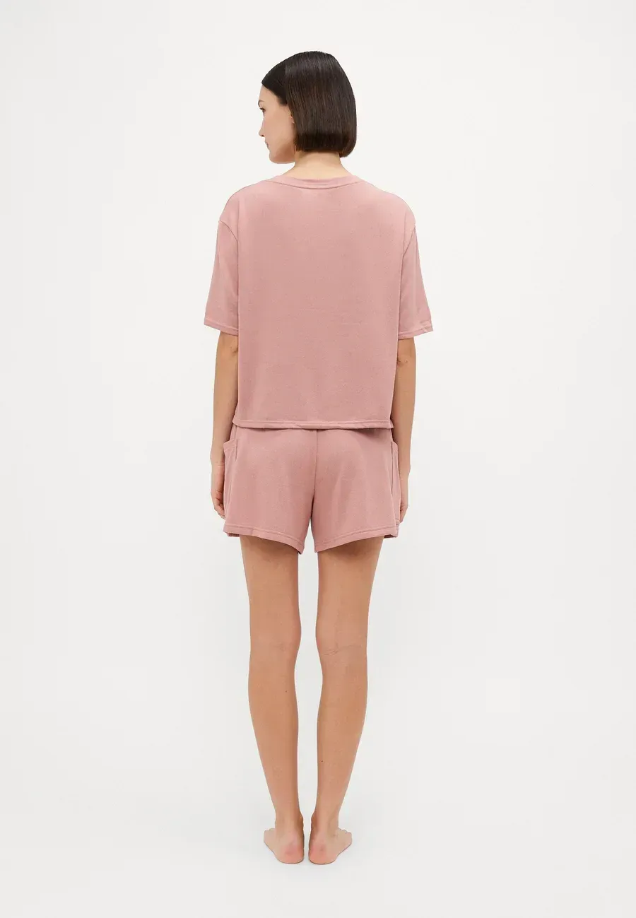 Фото № 3 с приближением к товару «‎EMARYLD SHORT »