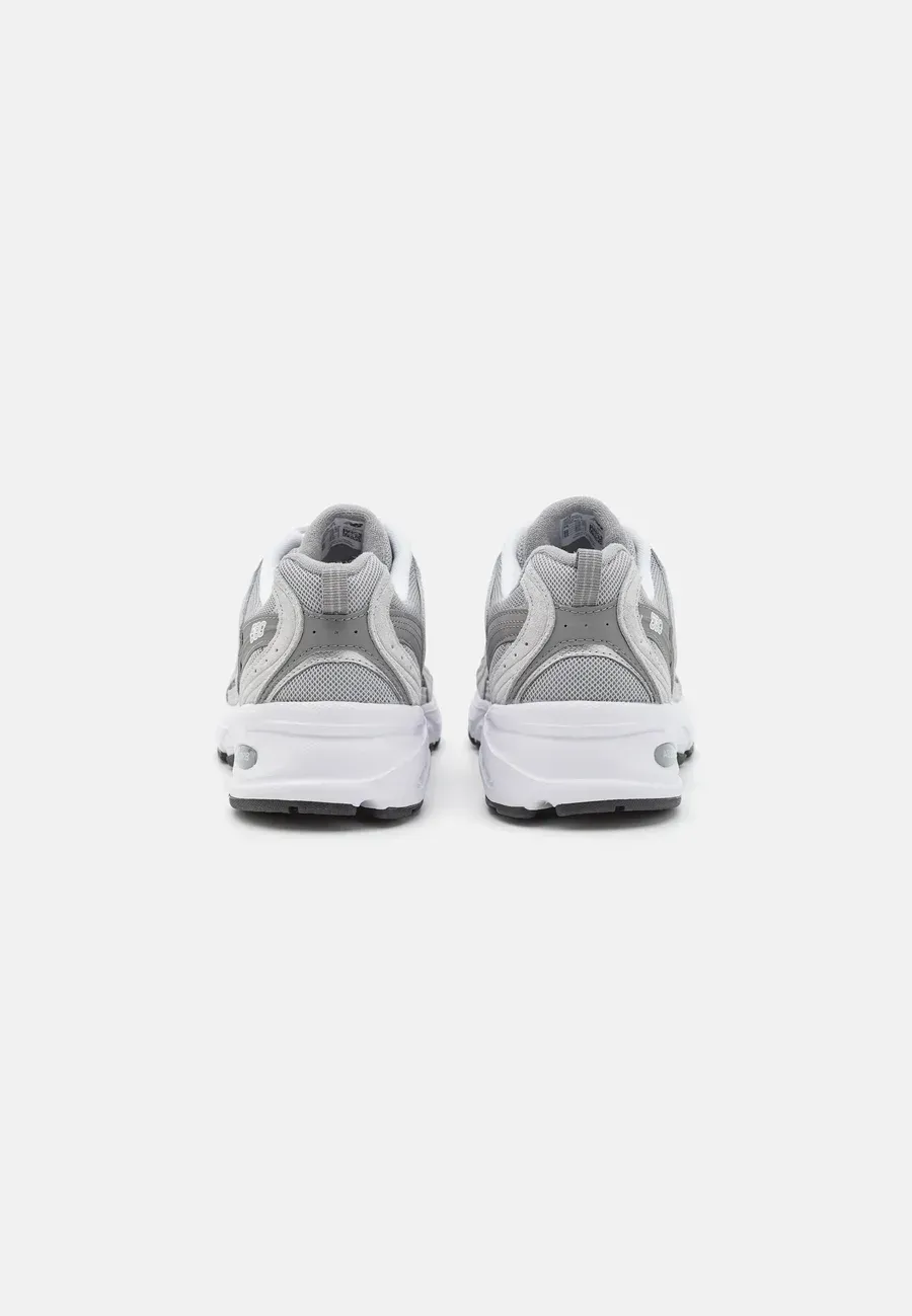 Фото № 3 с приближением к товару «‎MR530 UNISEX»