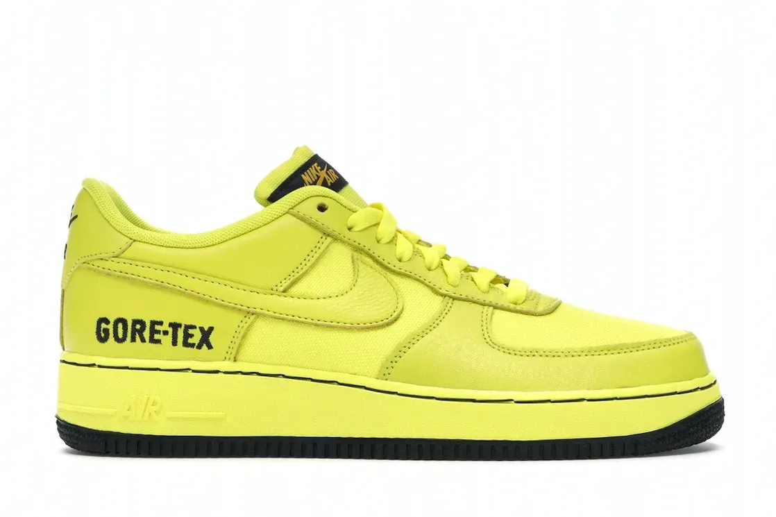 Фото № 1 с приближением к товару «‎Nike Air Force 1 Low Gore-Tex Dynamic Yellow»