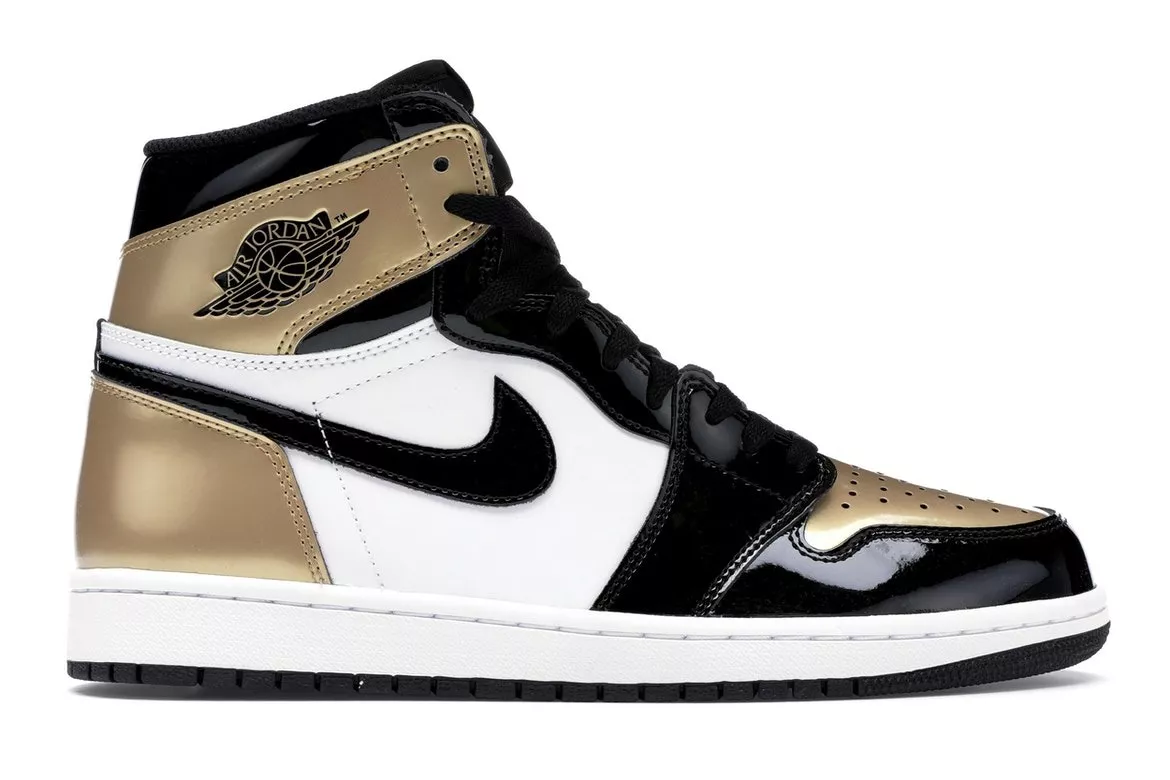 Фото № 1 с приближением к товару «‎Jordan 1 Retro High NRG Patent Gold Toe»