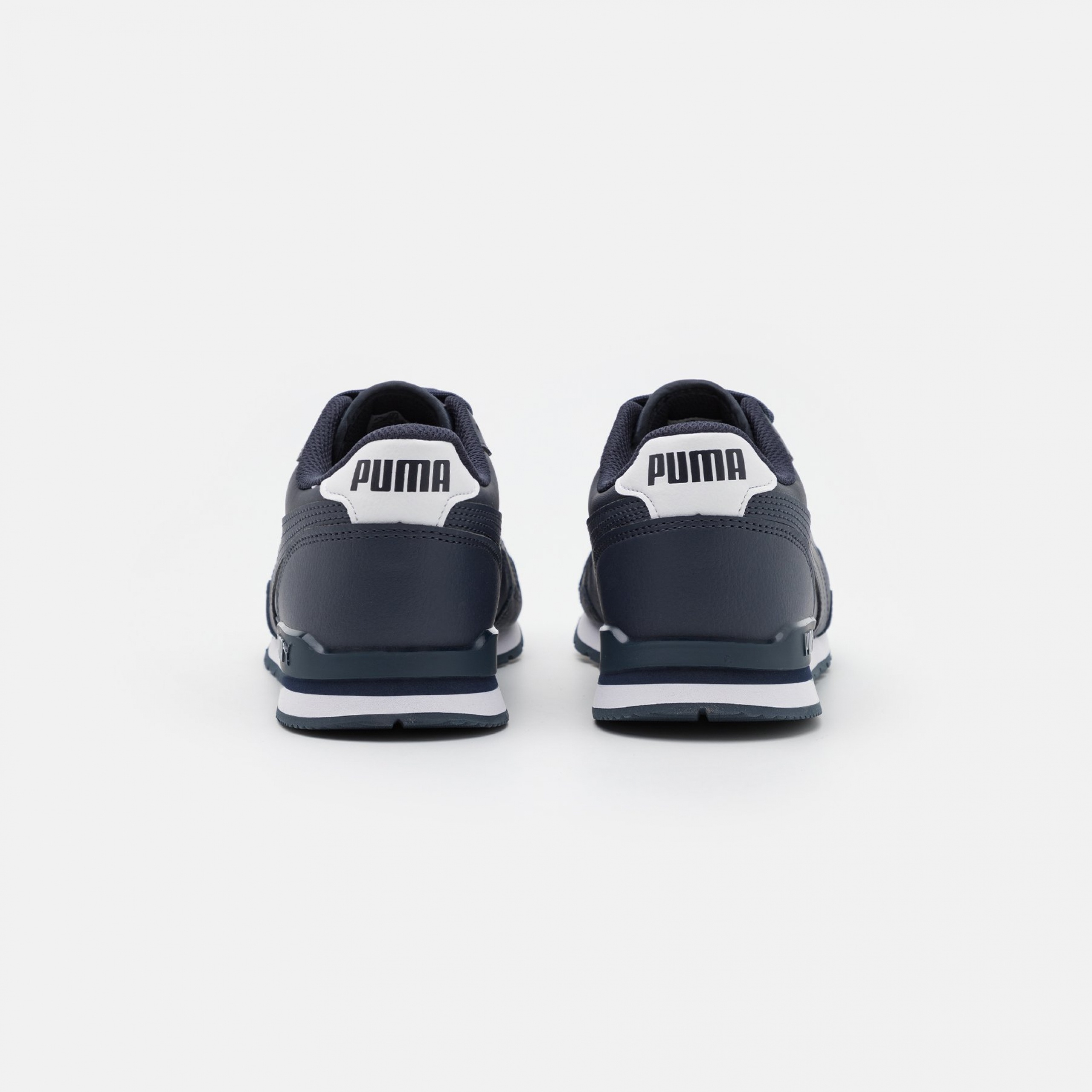 Фото № 2 с приближением к товару «‎Puma »