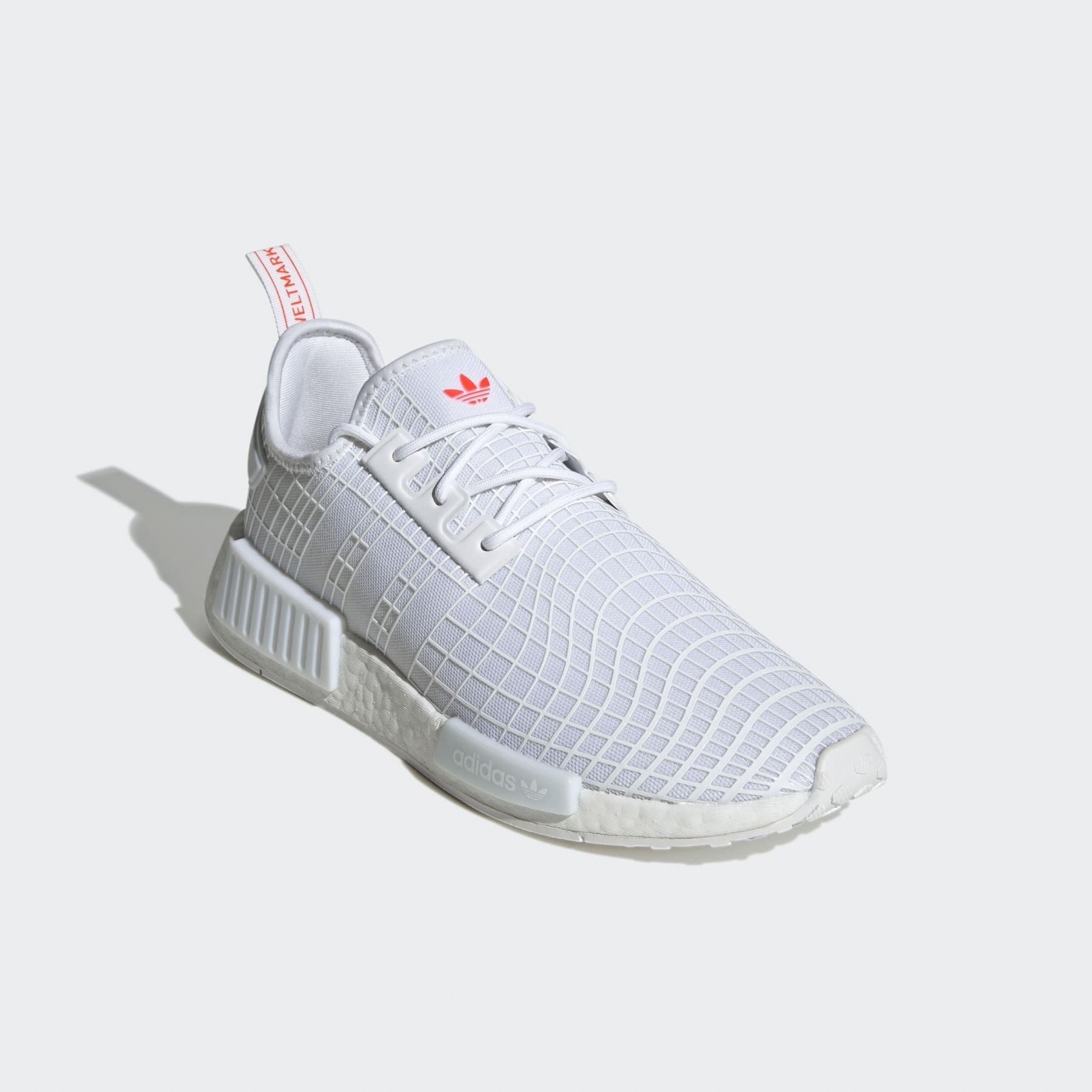 Фото № 2 с приближением к товару «‎Adidas Nmd_r1 »