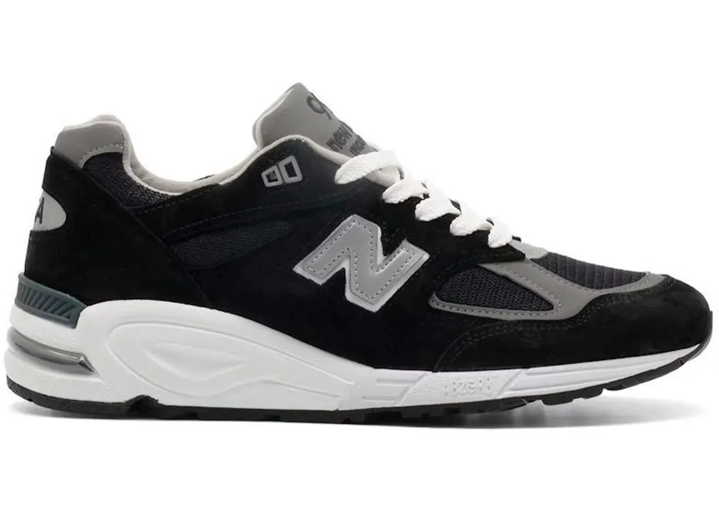 New Balance 990v2