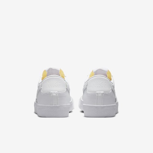 Фото № 5 с приближением к товару «‎Nike Blazer ’77 »