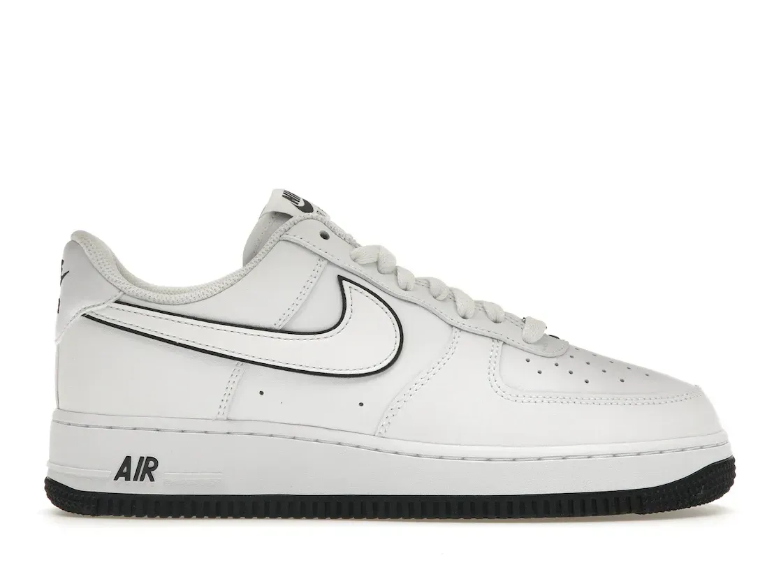 Фото № 1 с приближением к товару «‎Nike Air Force 1 '07 Low White Black Outline Swoosh»