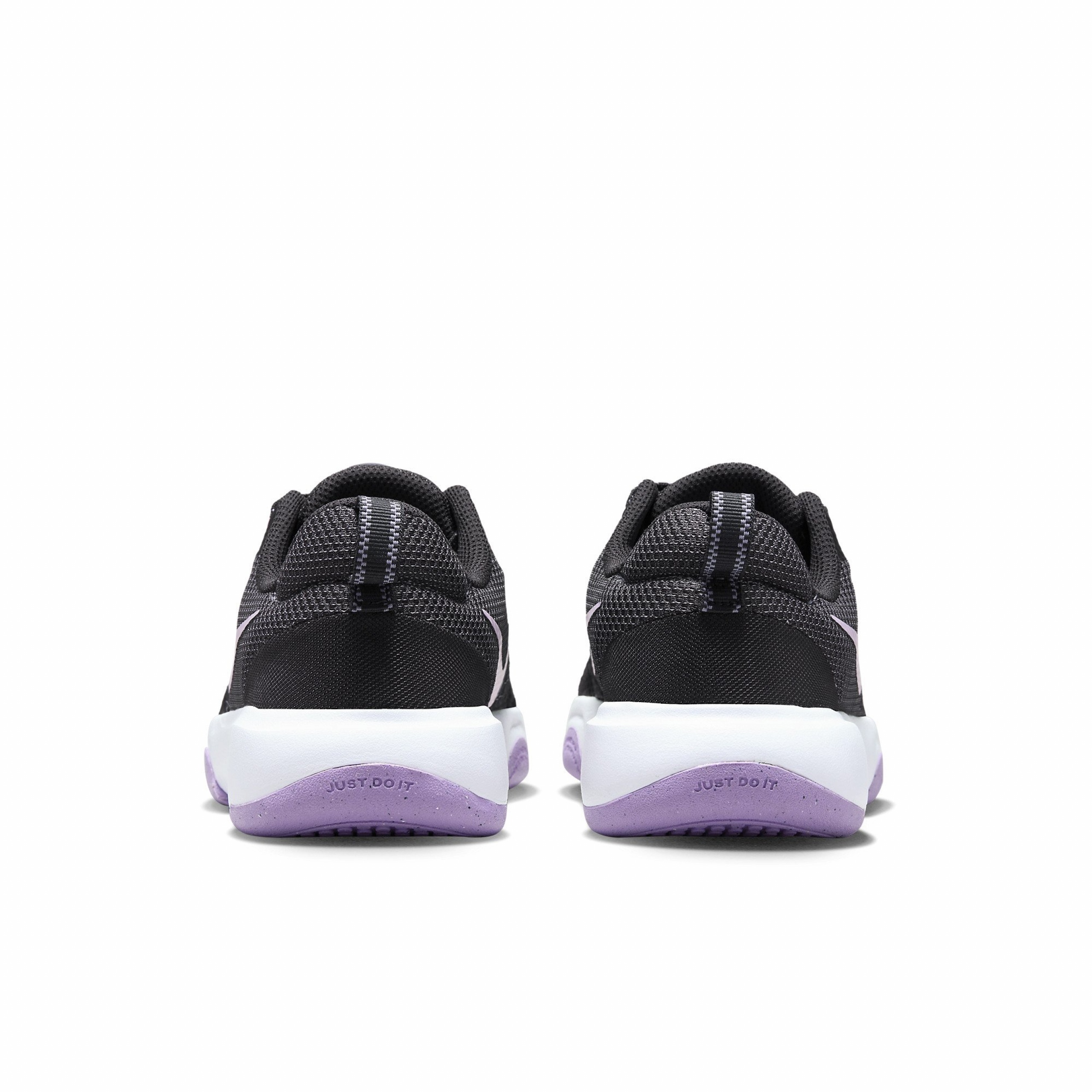 Фото № 4 с приближением к товару «‎Nike City»