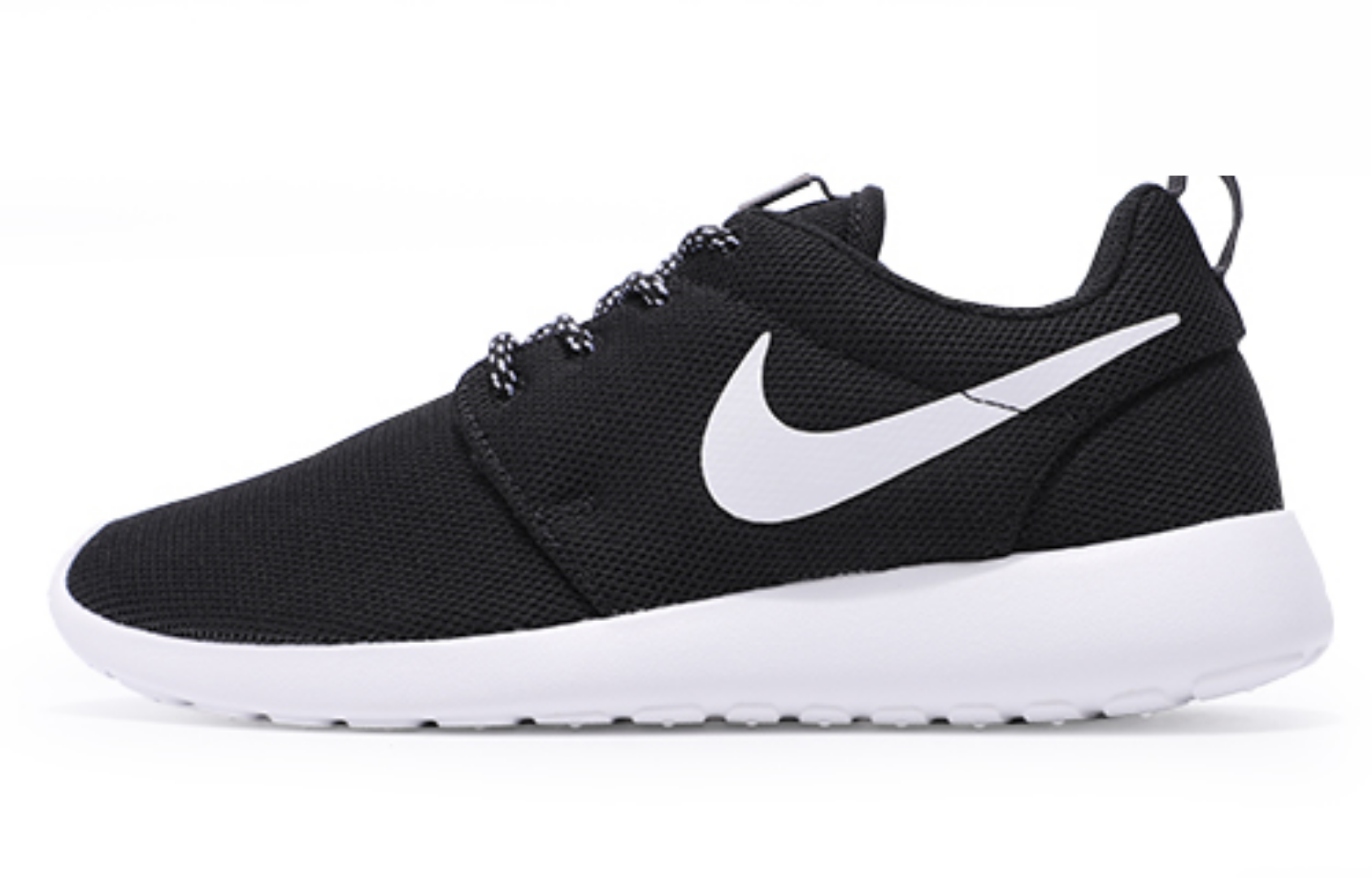 Фото № 1 с приближением к товару «‎Nike Roshe One Black White (W)»