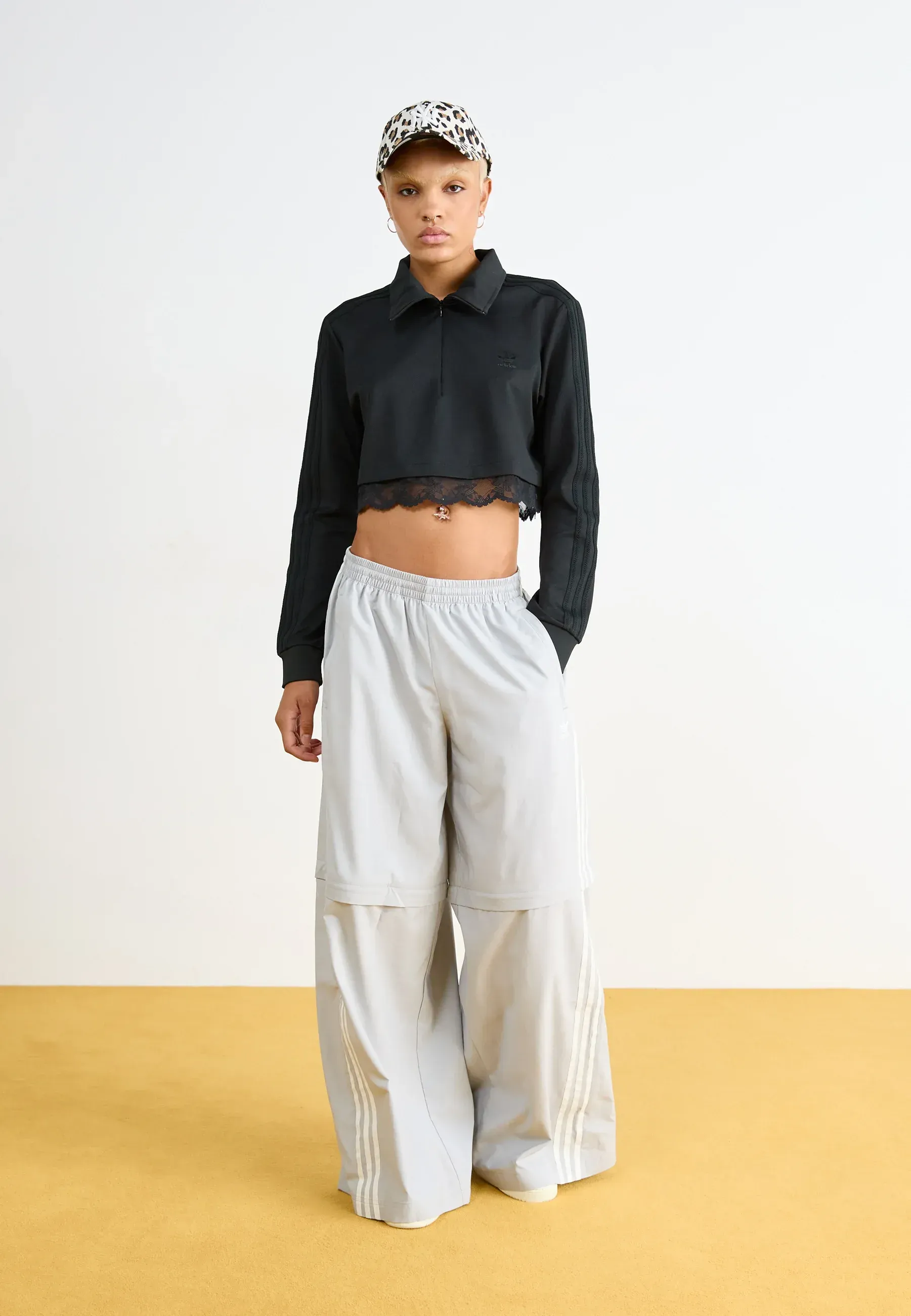 Фото № 2 с приближением к товару «‎RIVALRY »