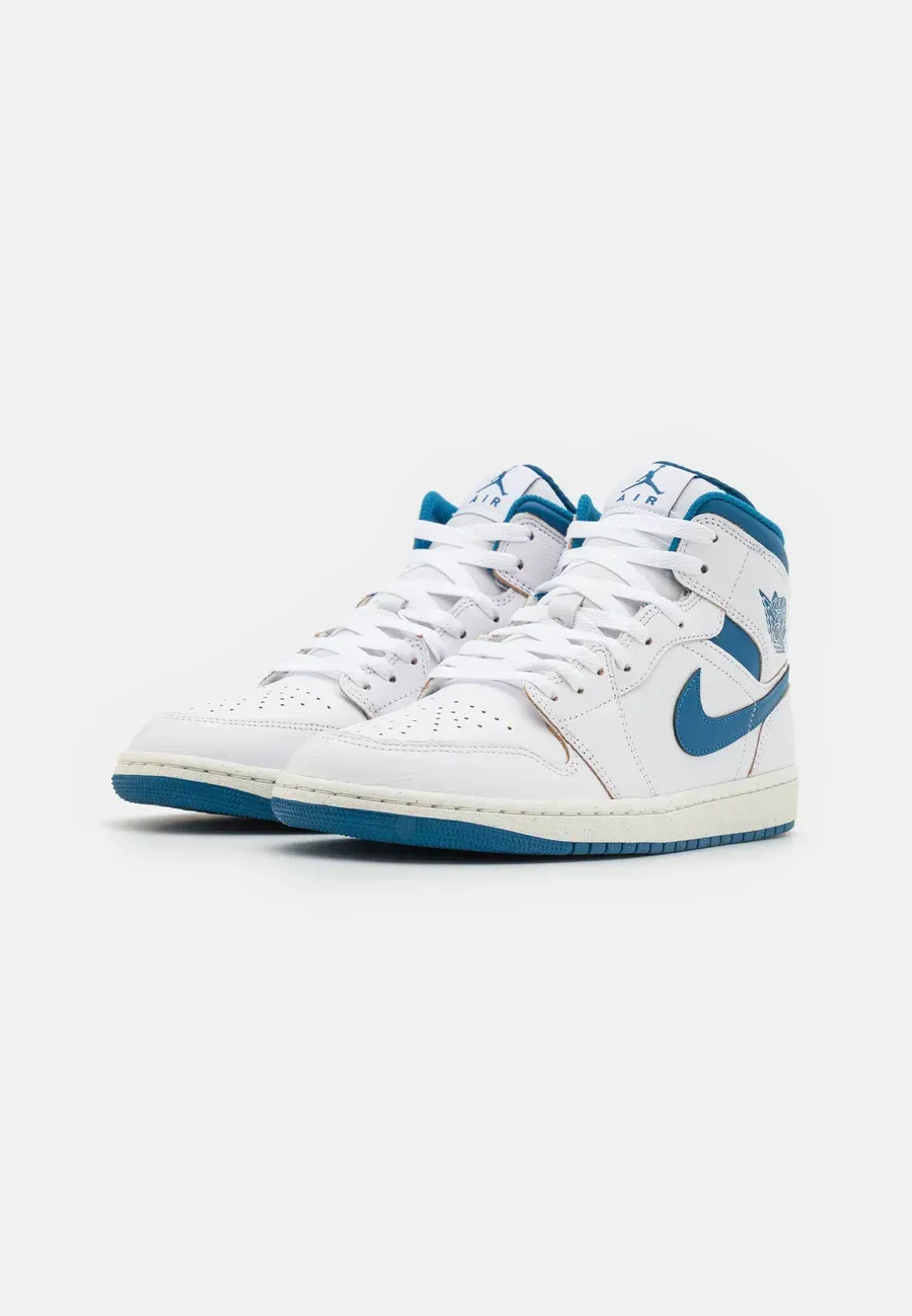 Фото № 4 с приближением к товару «‎AIR JORDAN 1 MID SE»