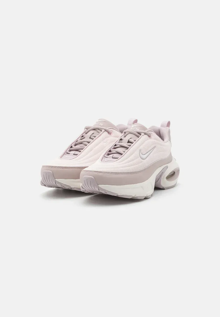 Фото № 4 с приближением к товару «‎AIR MAX PORTAL»