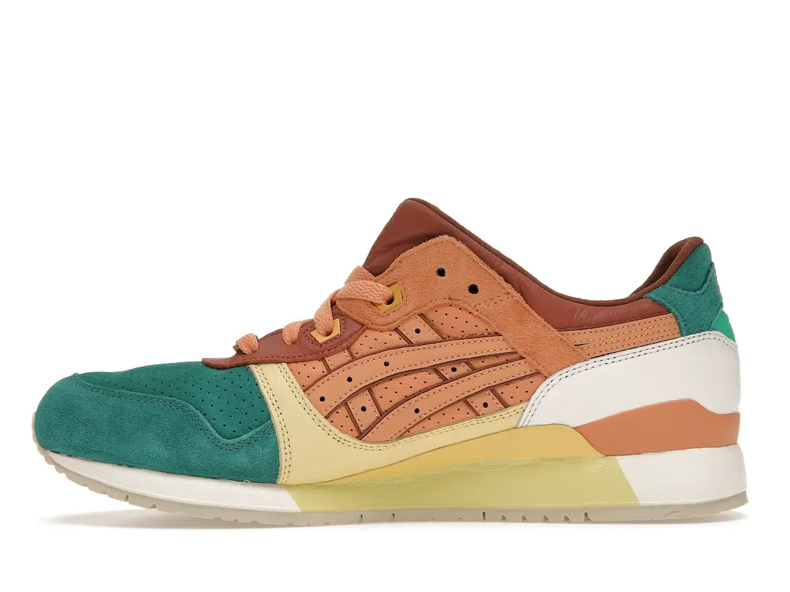 Фото № 3 с приближением к товару «‎ASICS Gel-Lyte III 24 Kilates Express»