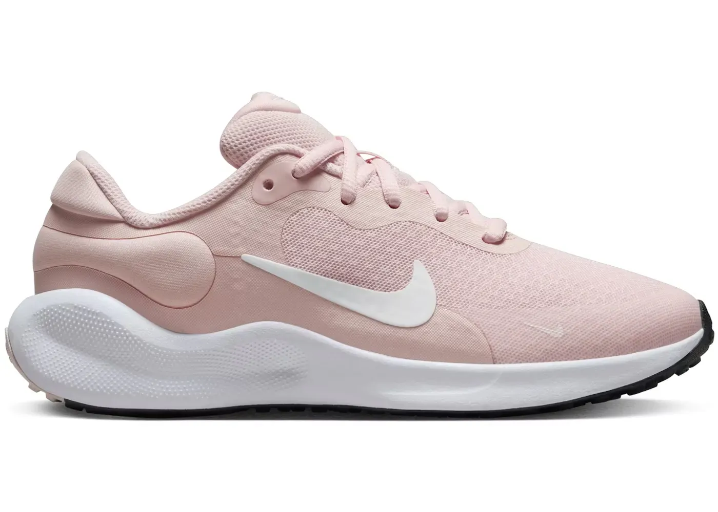 Nike Revolution 7