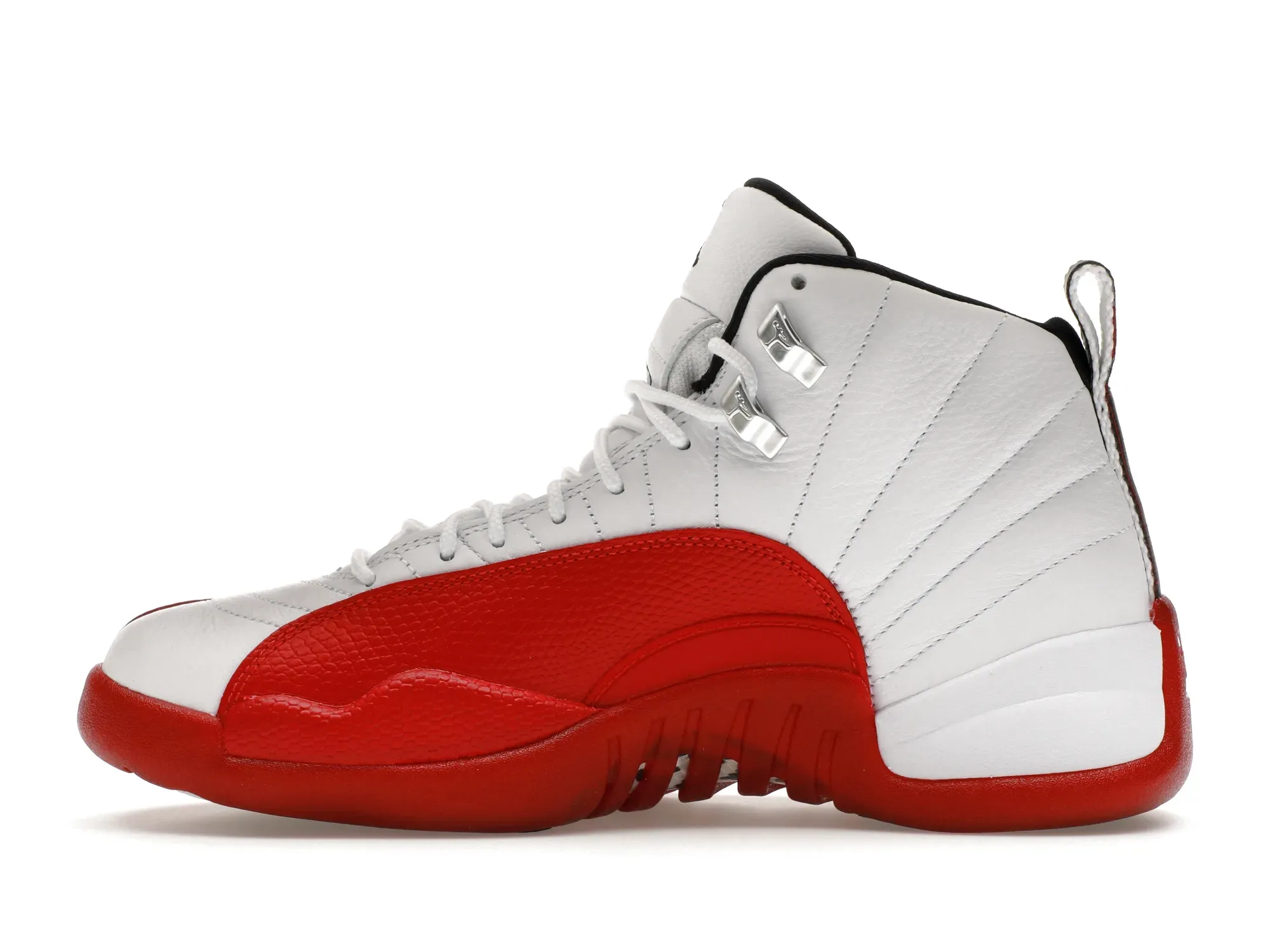 Фото № 3 с приближением к товару «‎Jordan 12 Retro Cherry (2023)»