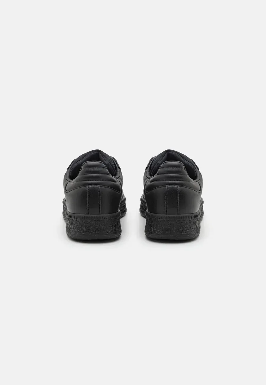 Фото № 3 с приближением к товару «‎SAMBA XLG UNISEX»