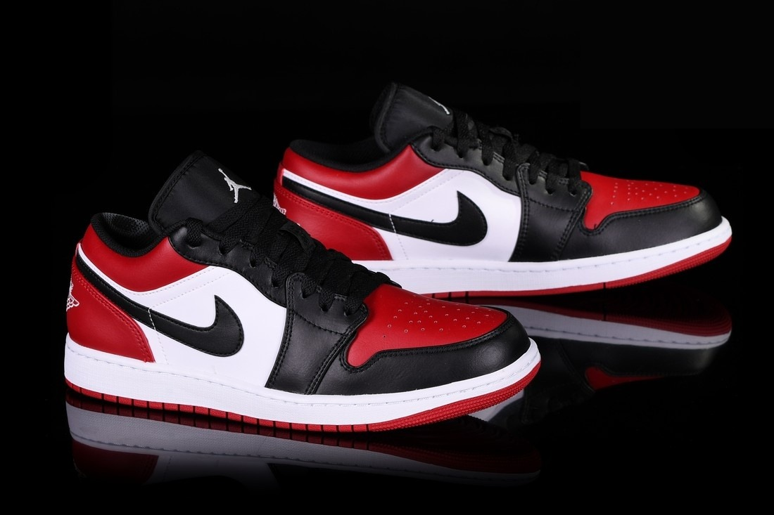 Фото № 2 с приближением к товару «‎Nike Air Jordan 1 Retro Toe »