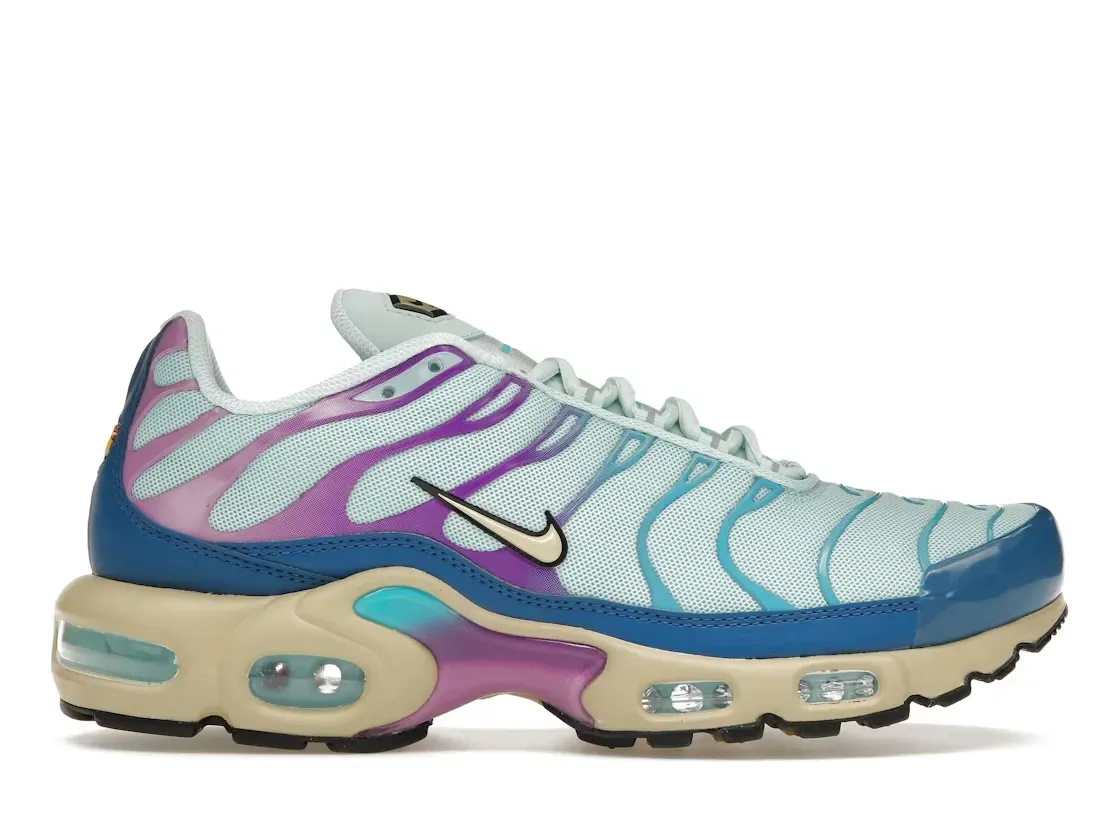 Фото № 1 с приближением к товару «‎Nike Air Max Plus»