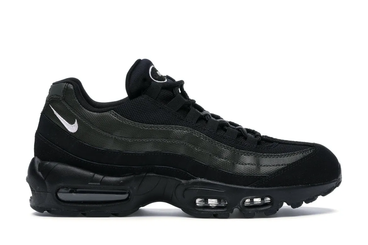 Фото № 1 с приближением к товару «‎Nike Air Max 95 Black Sequoia»