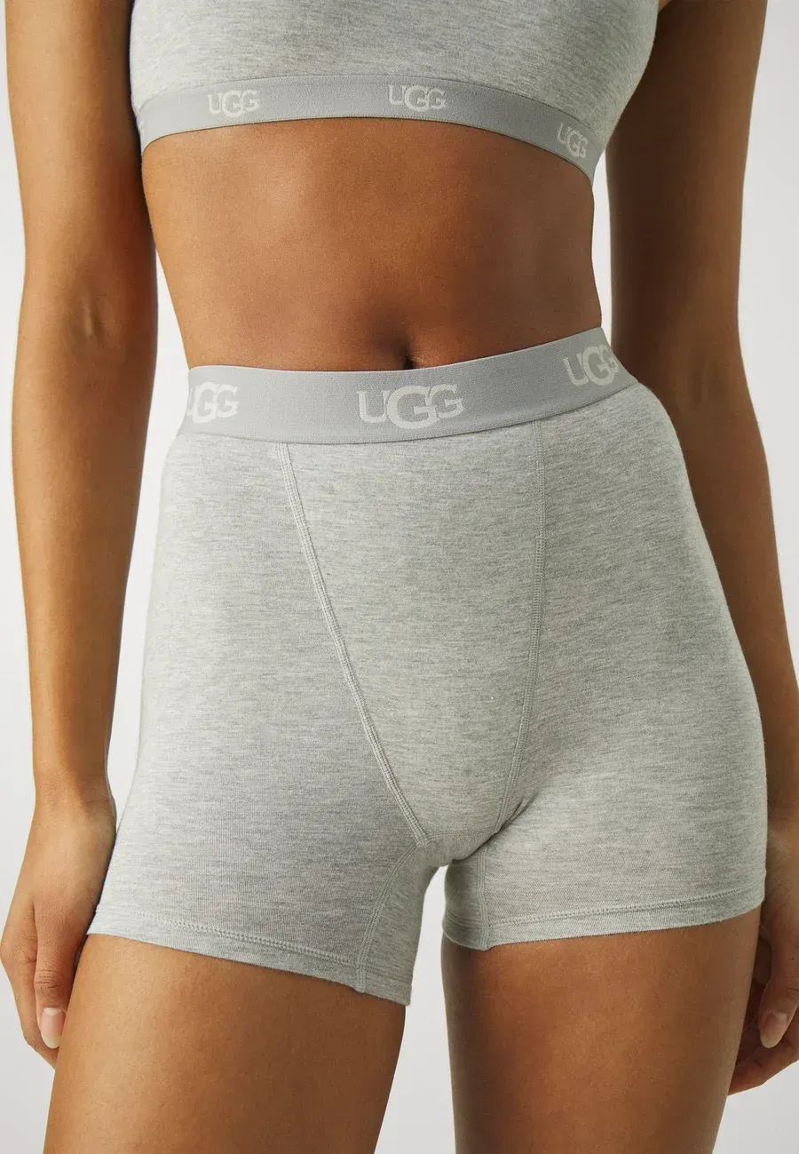 Фото № 1 с приближением к товару «‎ALEXIAH BOY»