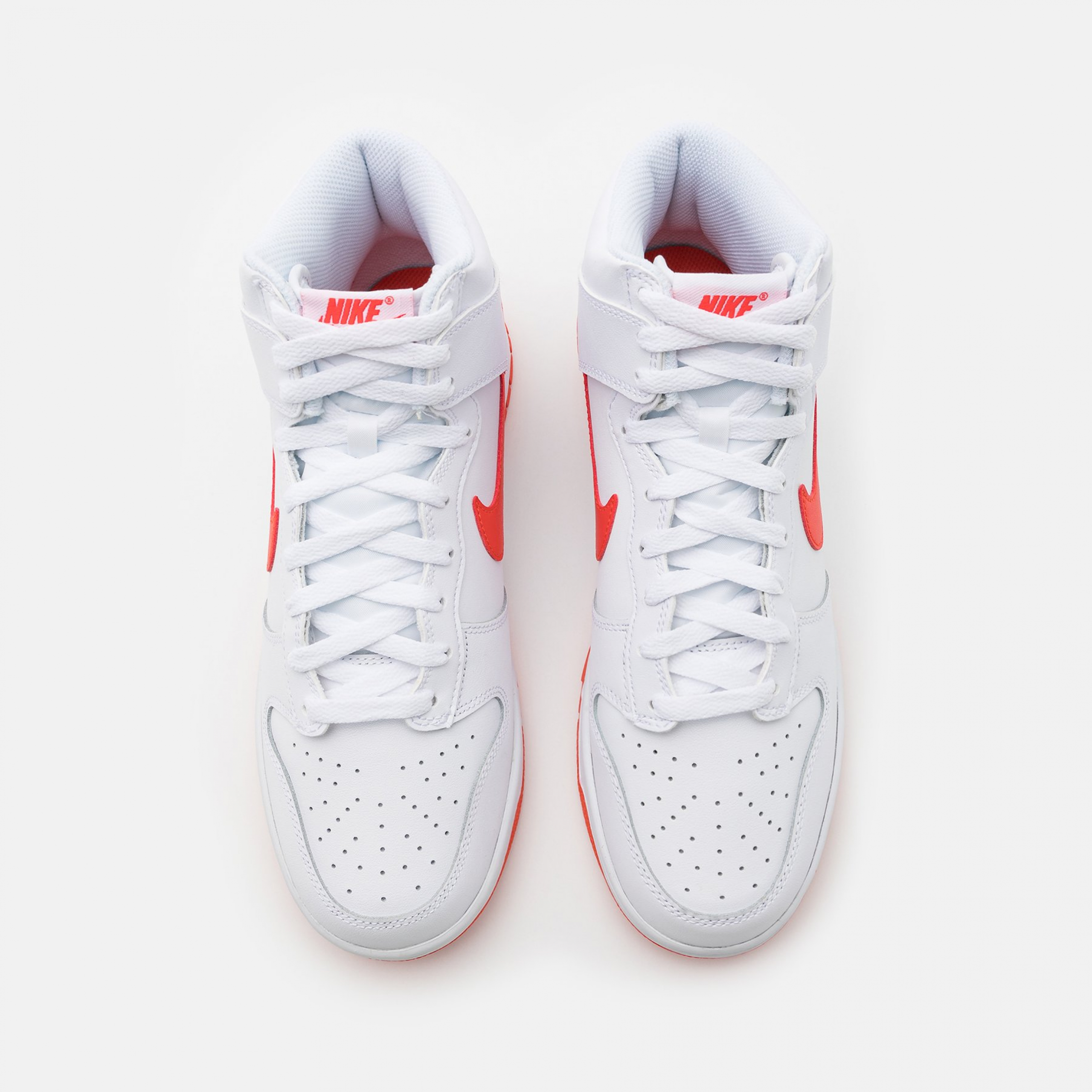 Фото № 4 с приближением к товару «‎Nike Dunk Retro »