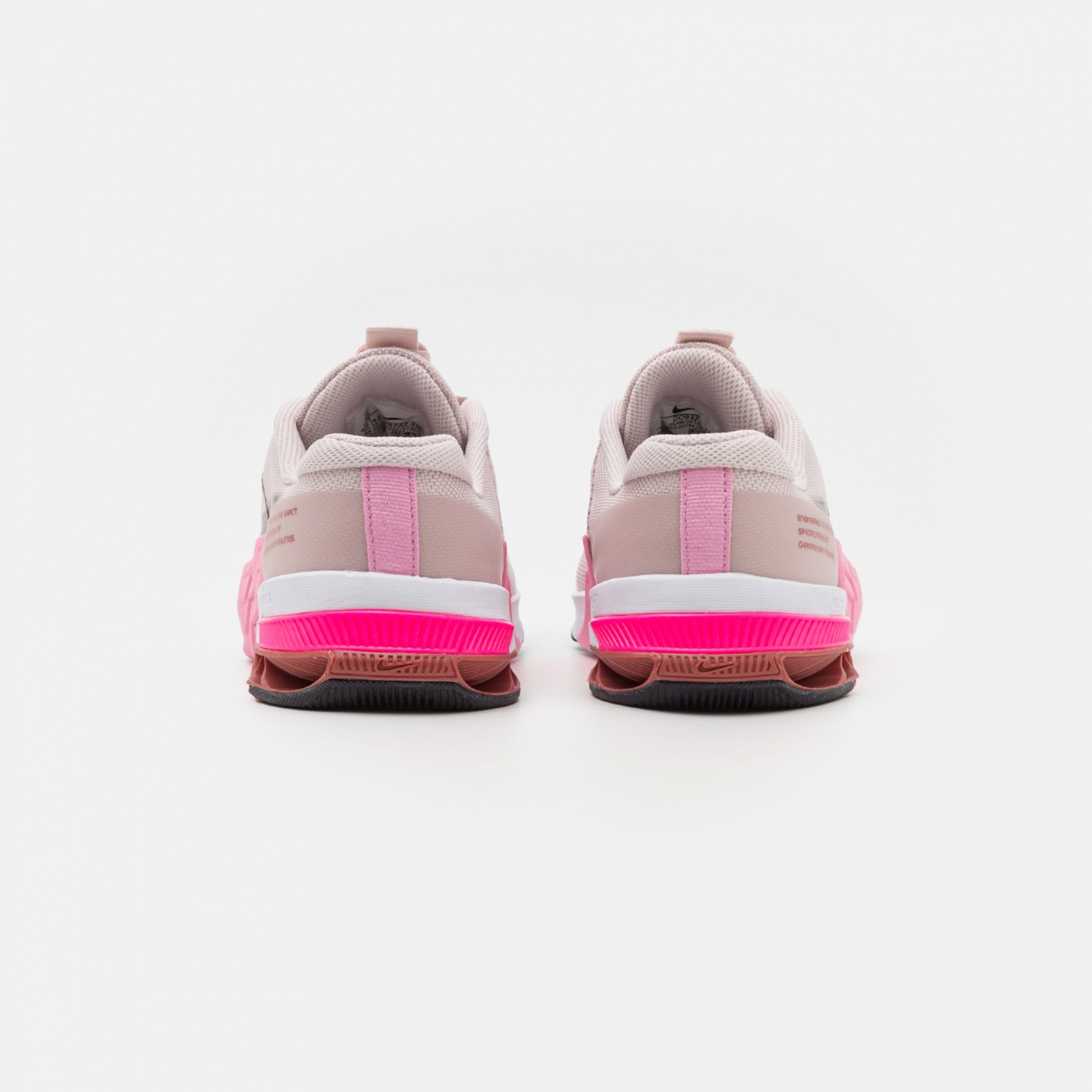 Фото № 3 с приближением к товару «‎Nike Metcon 8»