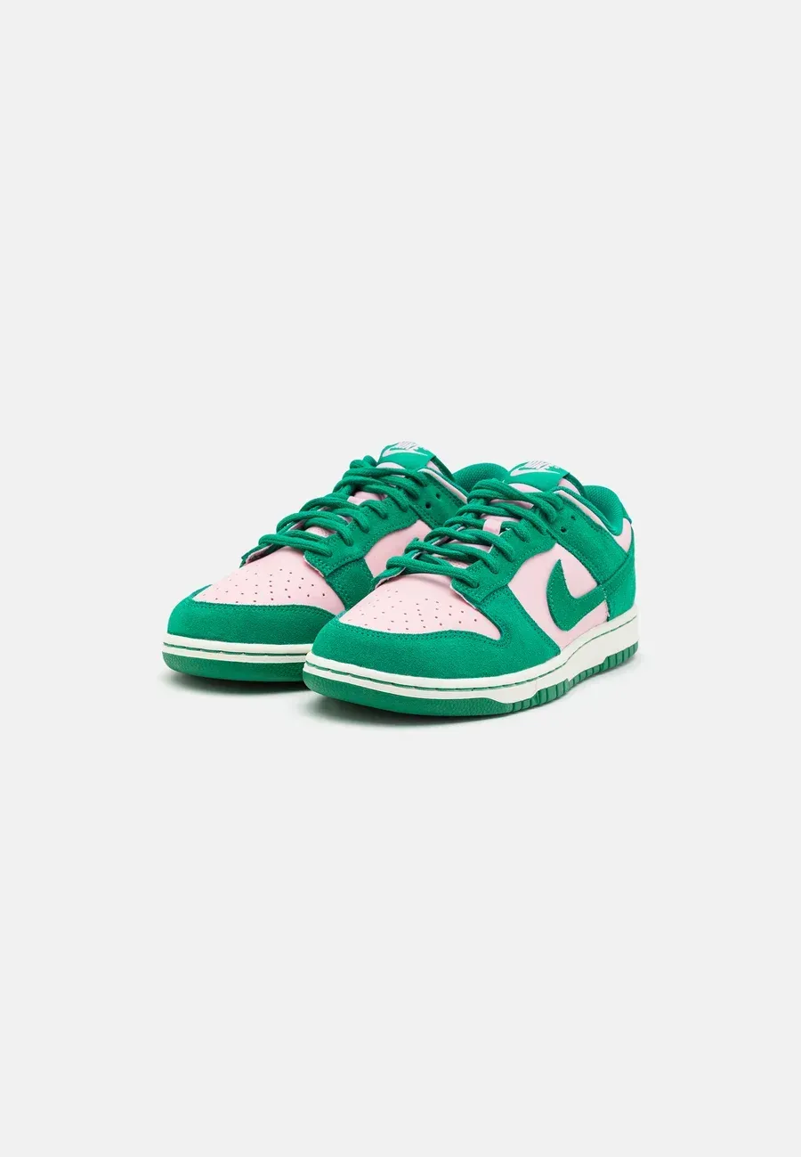 Фото № 2 с приближением к товару «‎DUNK LOW RETRO SE UNISEX»