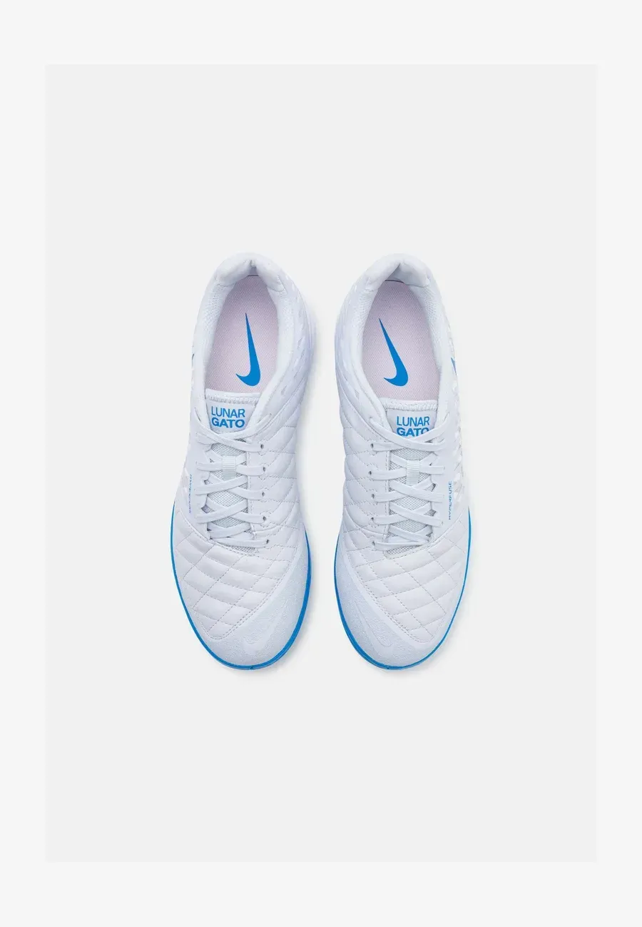 Фото № 4 с приближением к товару «‎LUNARGATO II»