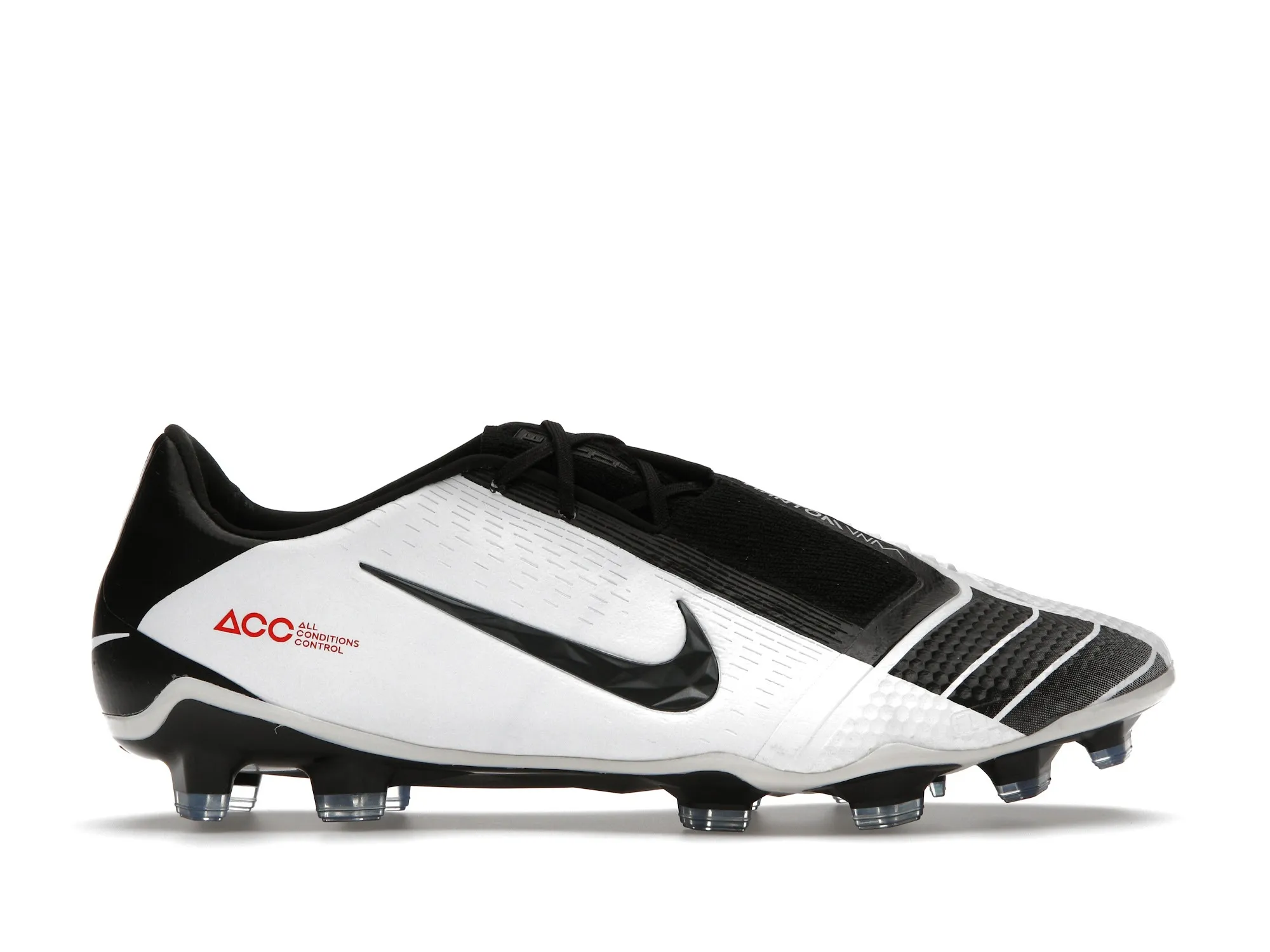 Фото № 1 с приближением к товару «‎Nike Phantom Venom Elite FG White Black»