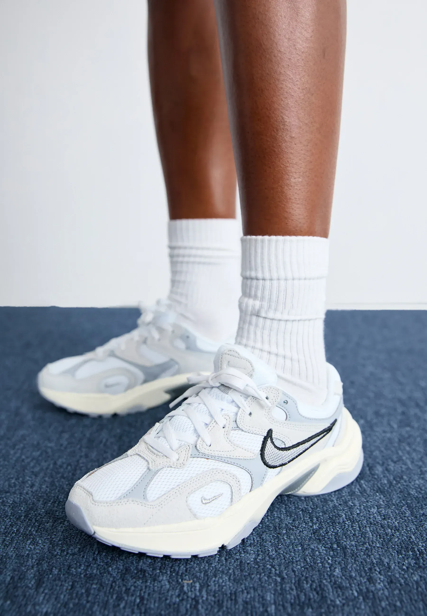 Фото № 2 с приближением к товару «‎AL8»