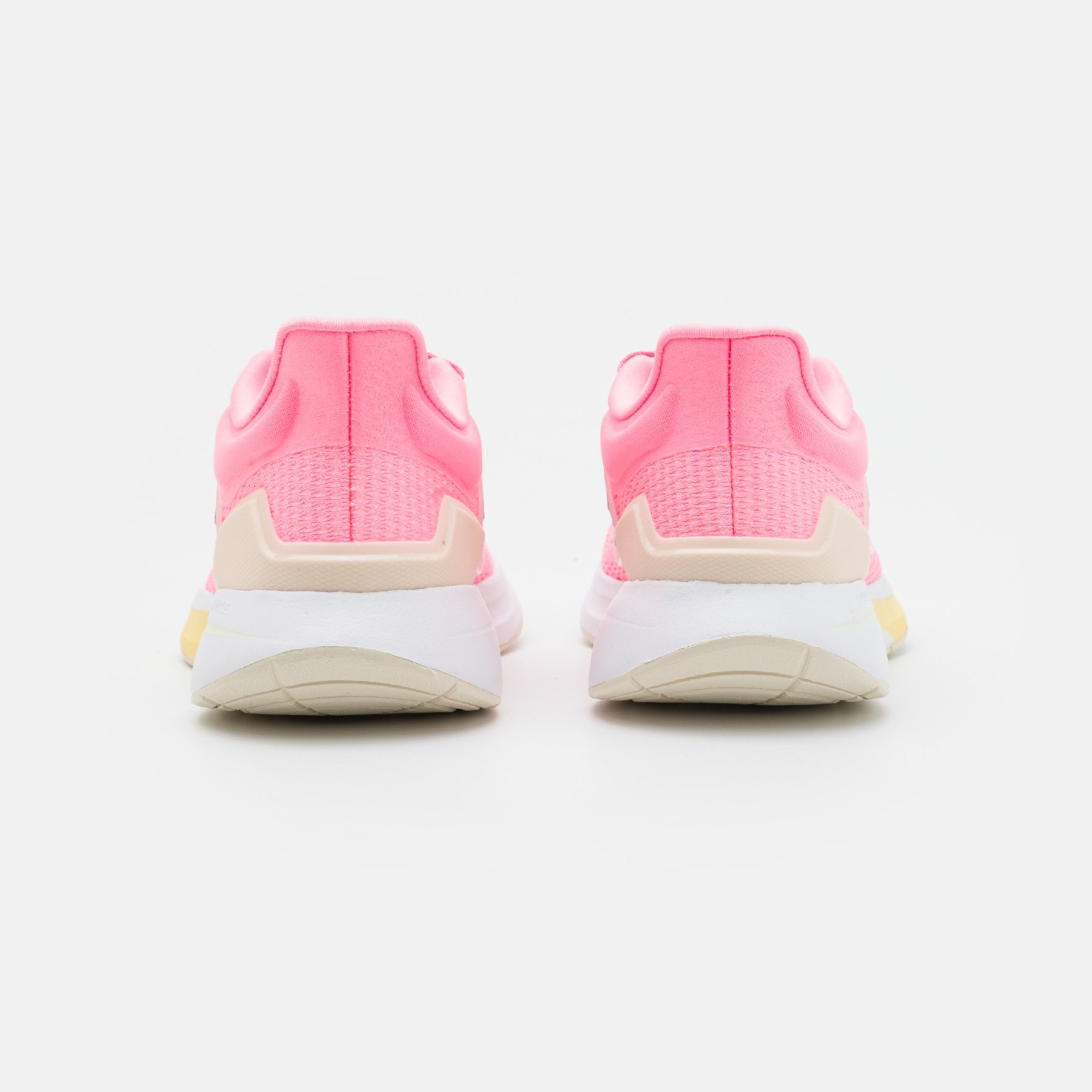 Фото № 3 с приближением к товару «‎Adidas Eq21 »