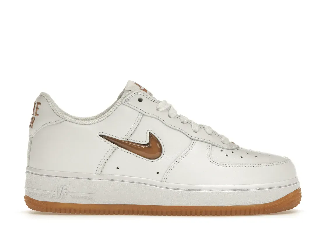 Фото № 1 с приближением к товару «‎Nike Air Force 1 '07 Low Retro Color of the Month Jewel Bronze Gum»