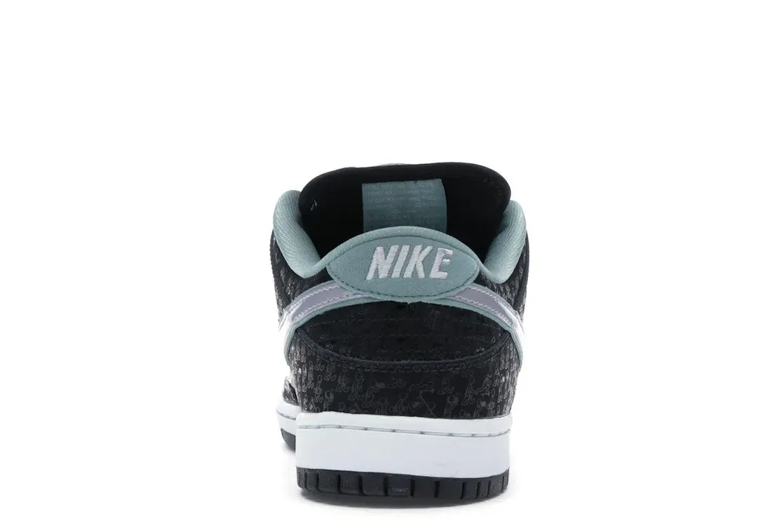 Фото № 4 с приближением к товару «‎Nike SB Dunk Low S.P.O.T. x Lance Mountain»