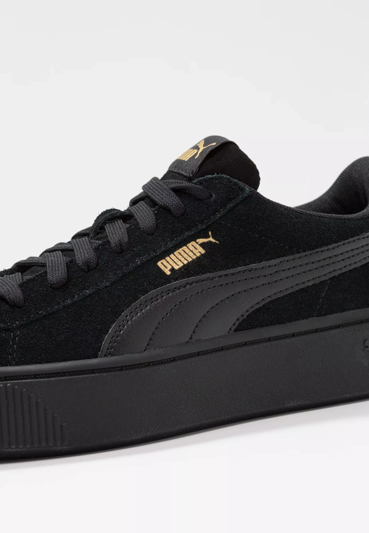 Фото № 2 с приближением к товару «‎VIKKY STACKED»