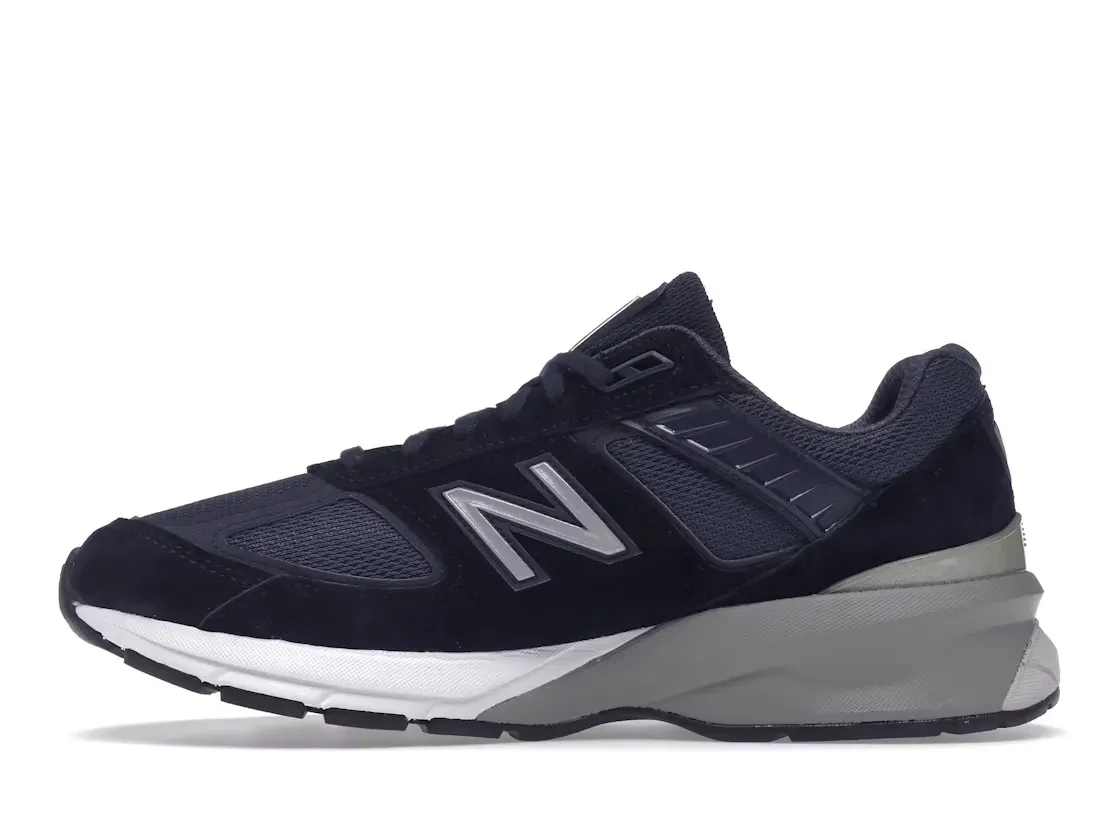 Фото № 3 с приближением к товару «‎New Balance 990v5»