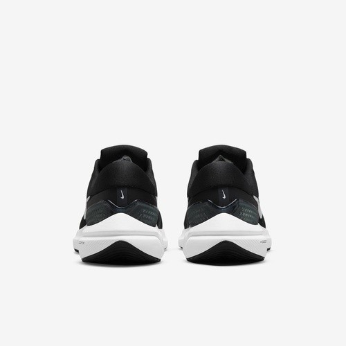 Фото № 5 с приближением к товару «‎Nike Air Zoom Vomero 16»