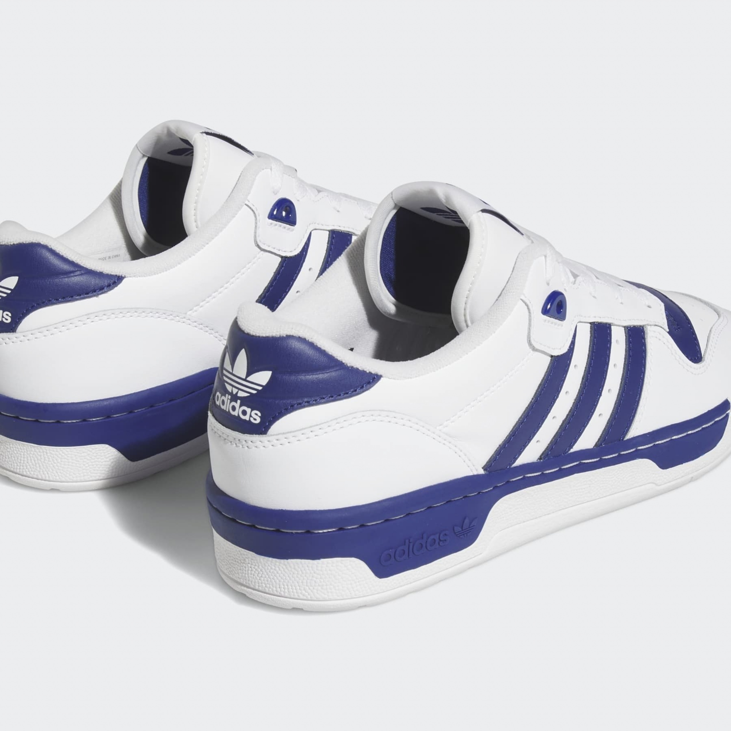 Фото № 4 с приближением к товару «‎Adidas Rivalry »