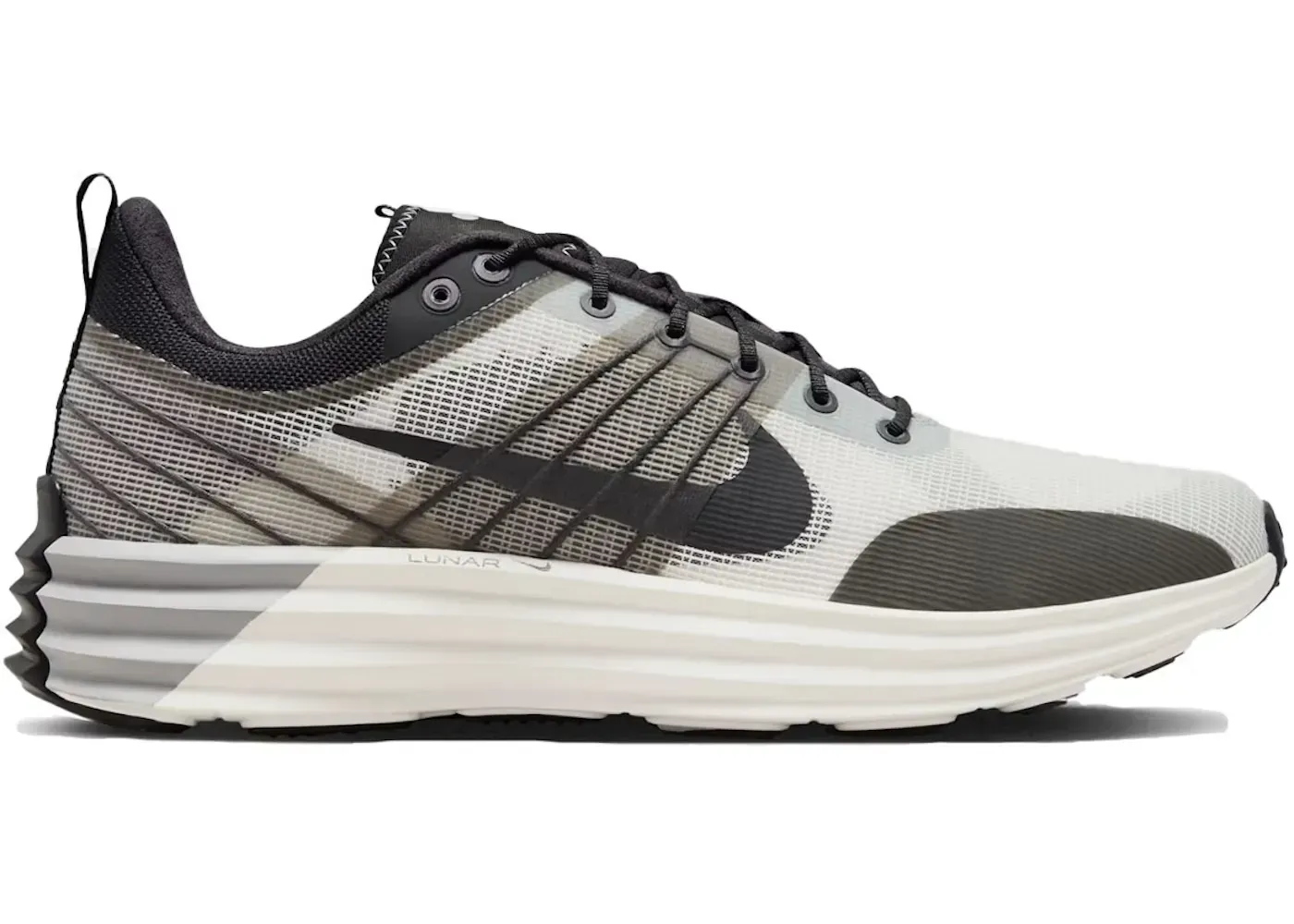 Фото № 1 с приближением к товару «‎Nike Lunar Roam»