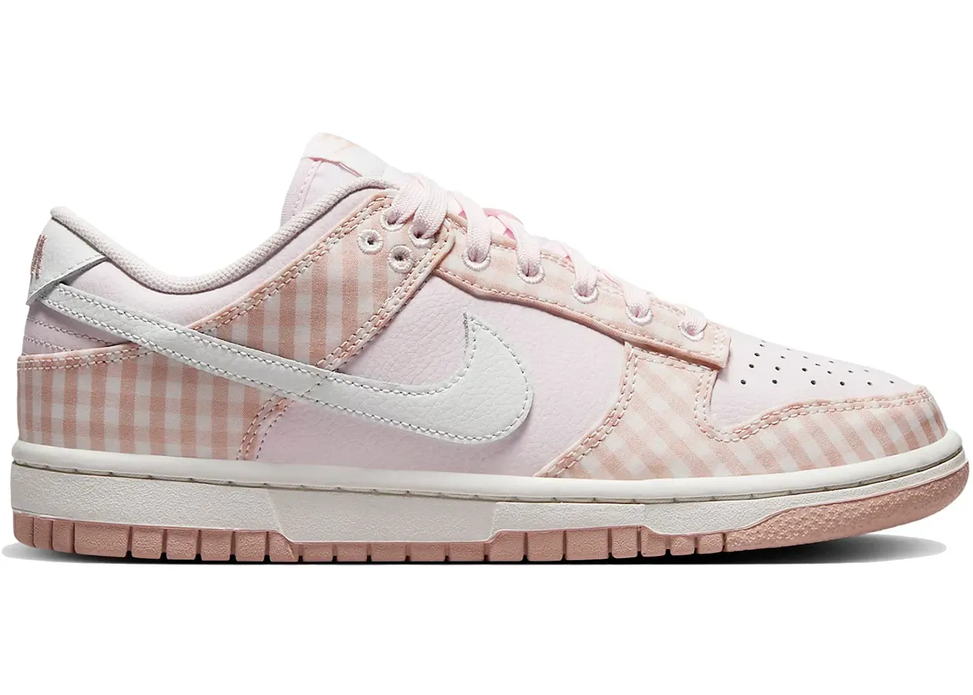 Nike Dunk Low Pearl Pink Gingham 