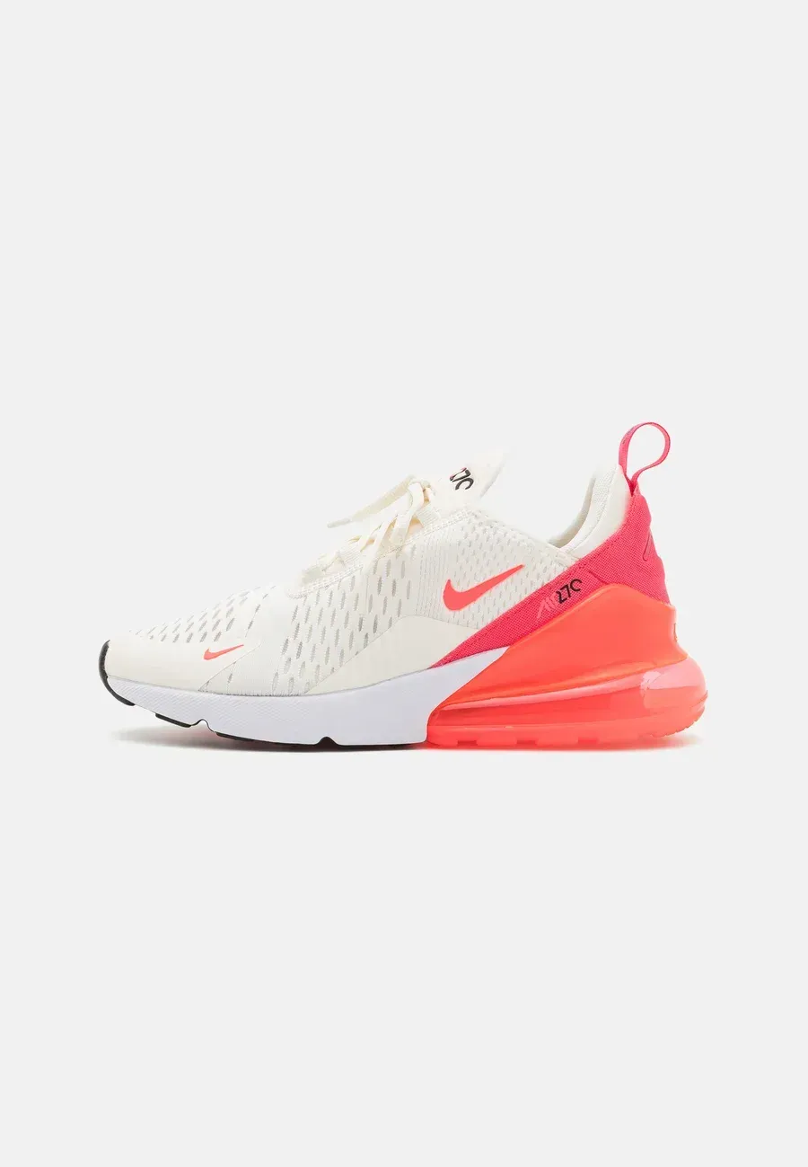 Фото № 4 с приближением к товару «‎AIR MAX 270»