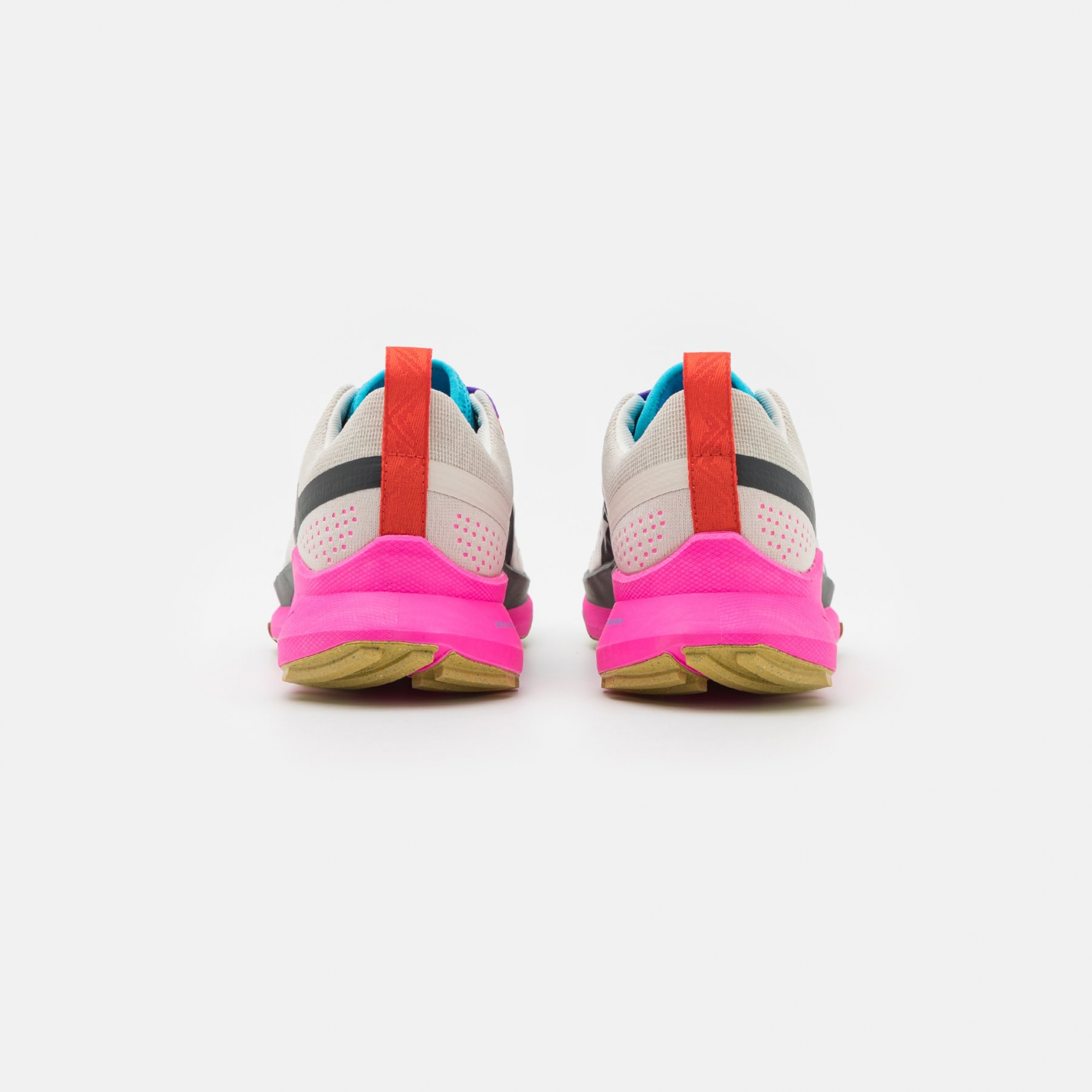 Фото № 3 с приближением к товару «‎Nike W React Pegasus Trail 4 GO»