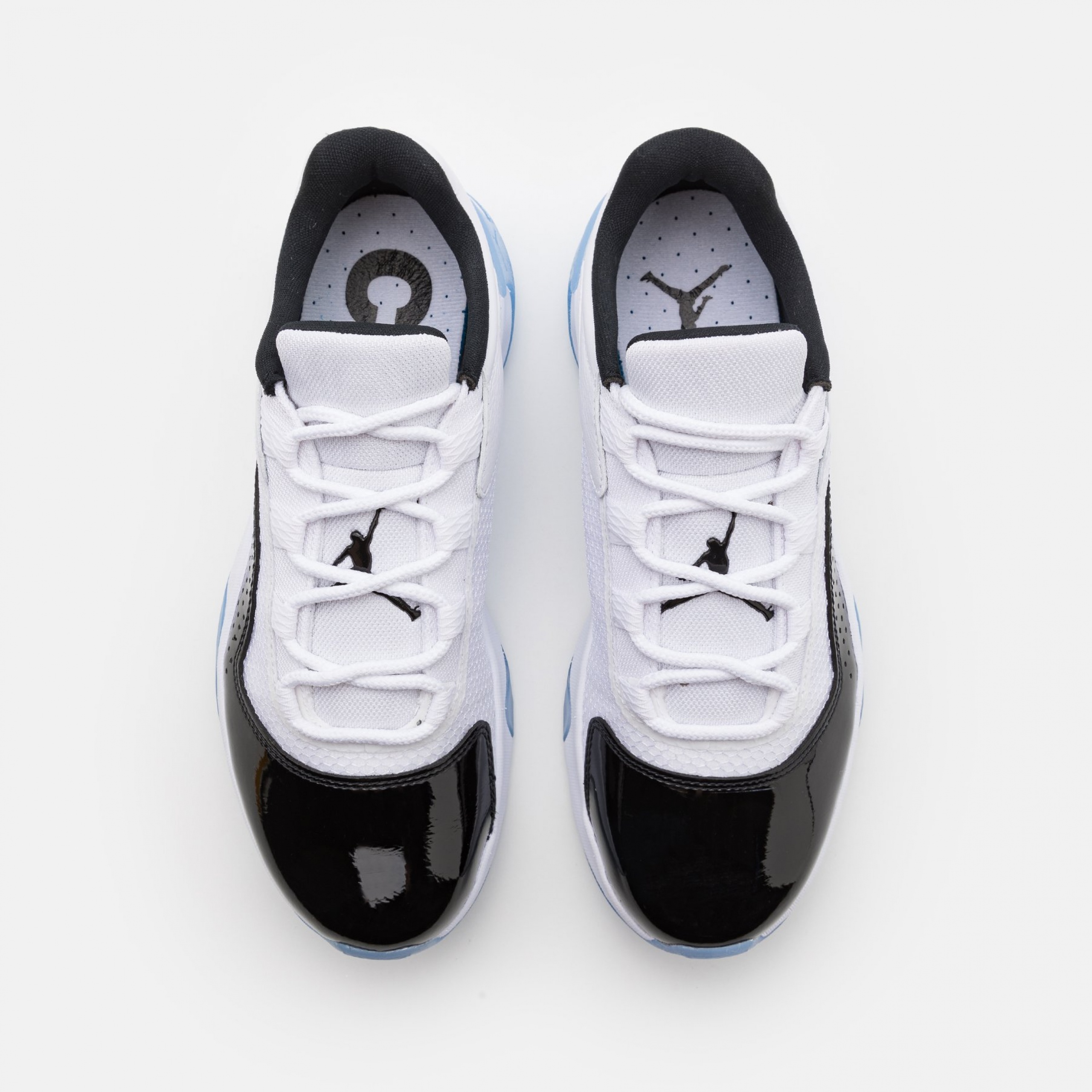 Фото № 4 с приближением к товару «‎Jordan Air 11 Cmft V2 T2 »